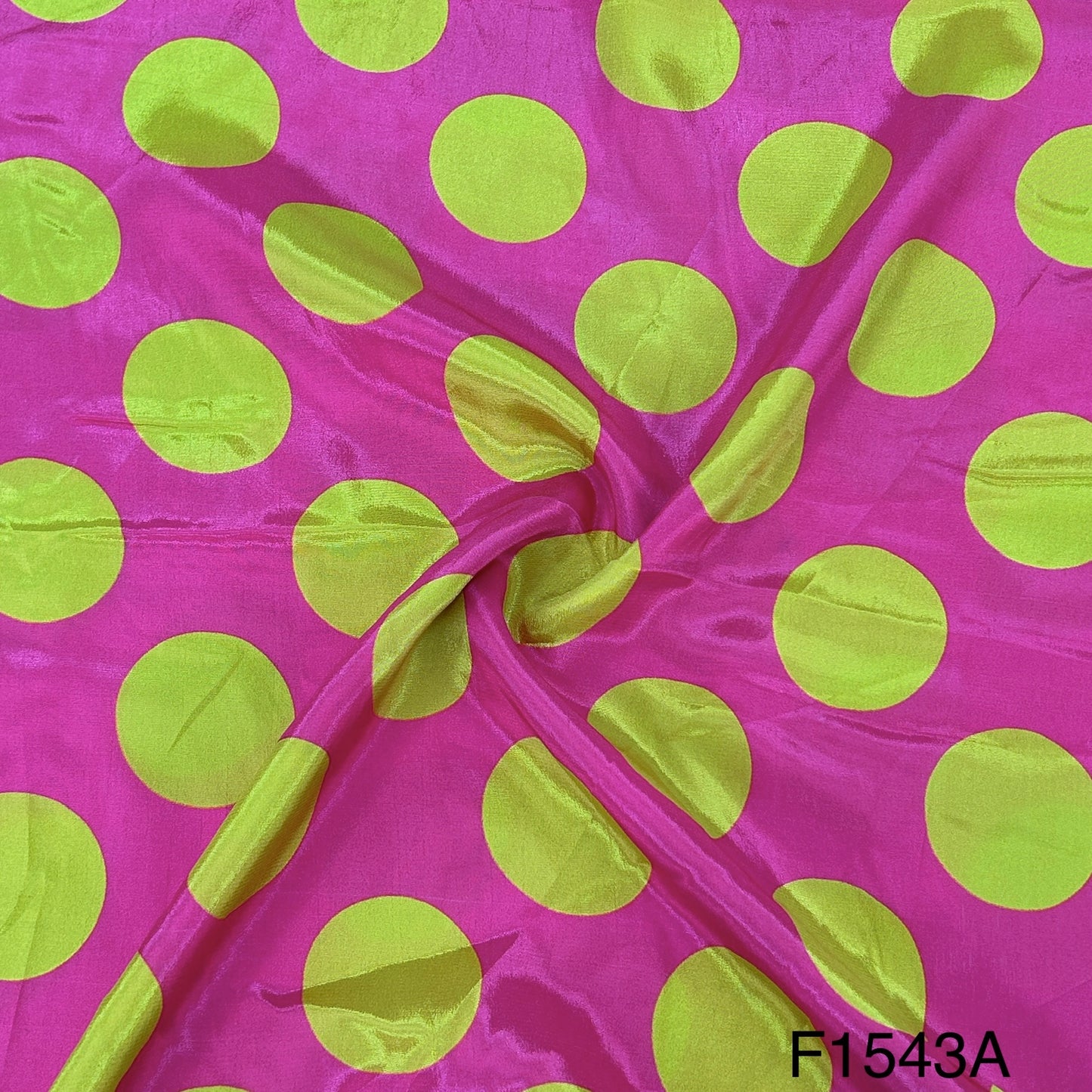 Printed Crepe Fabric F1543