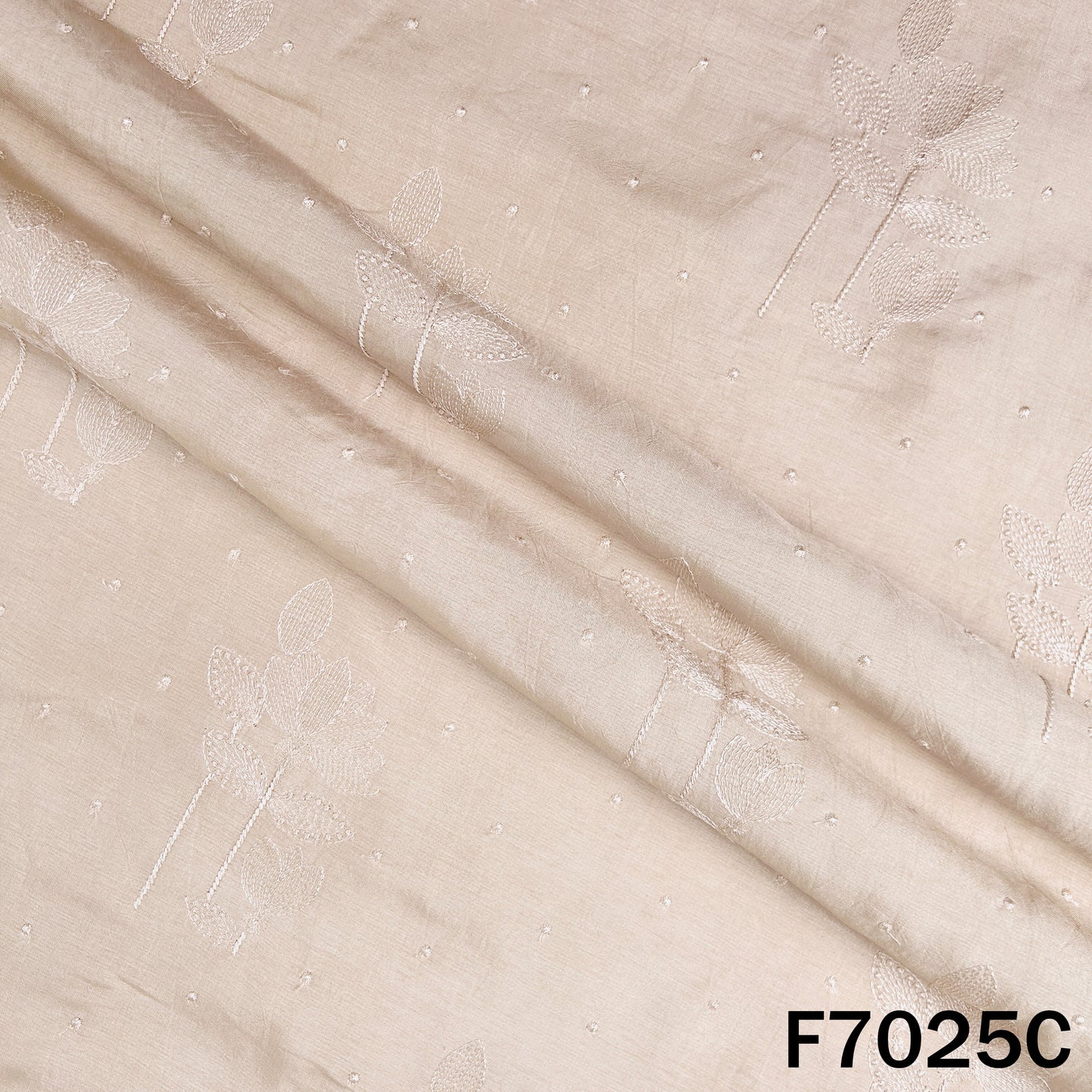Thread Work Dola Silk Fabric - F7025