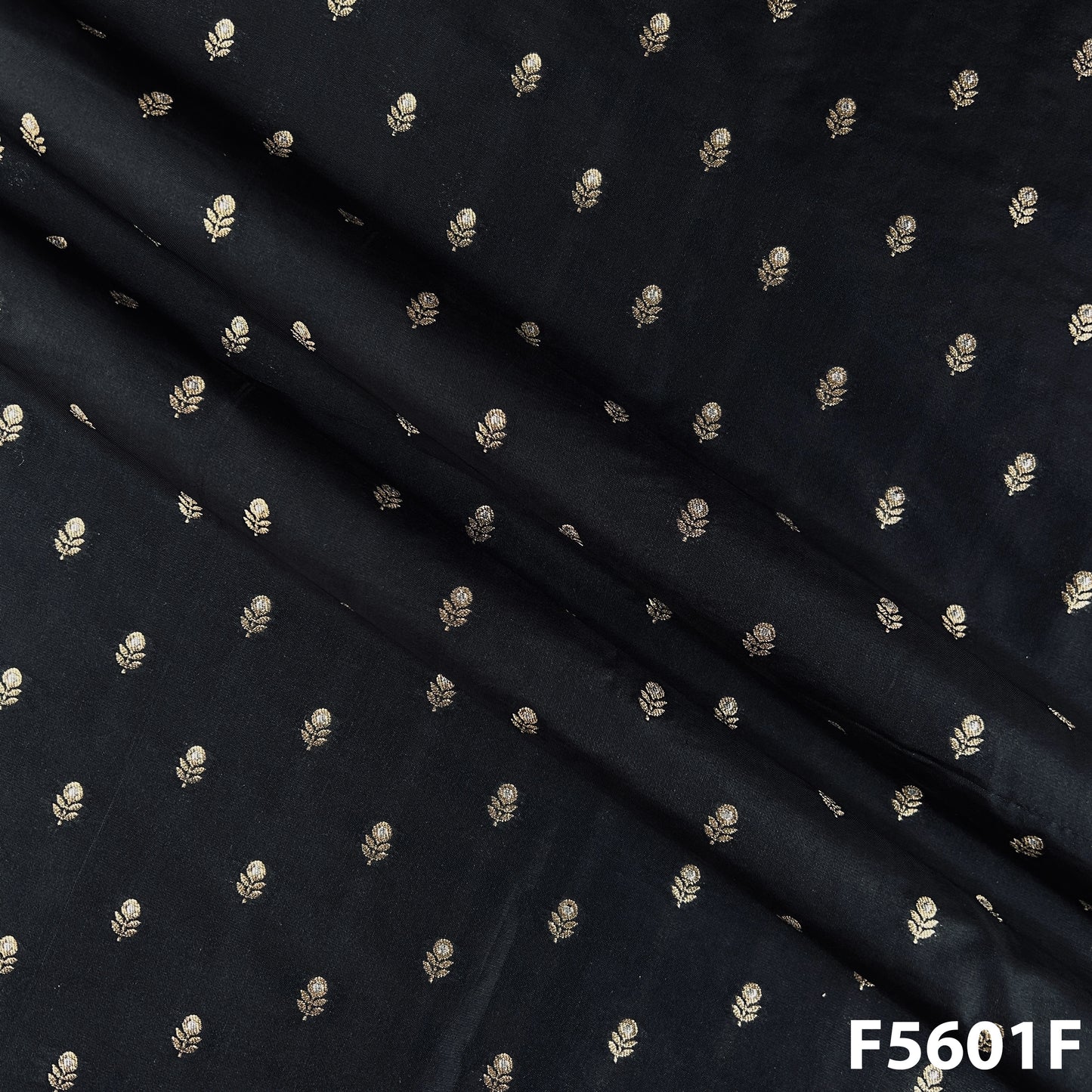 Zari Work Banarasi Brocade Fabric - F5601