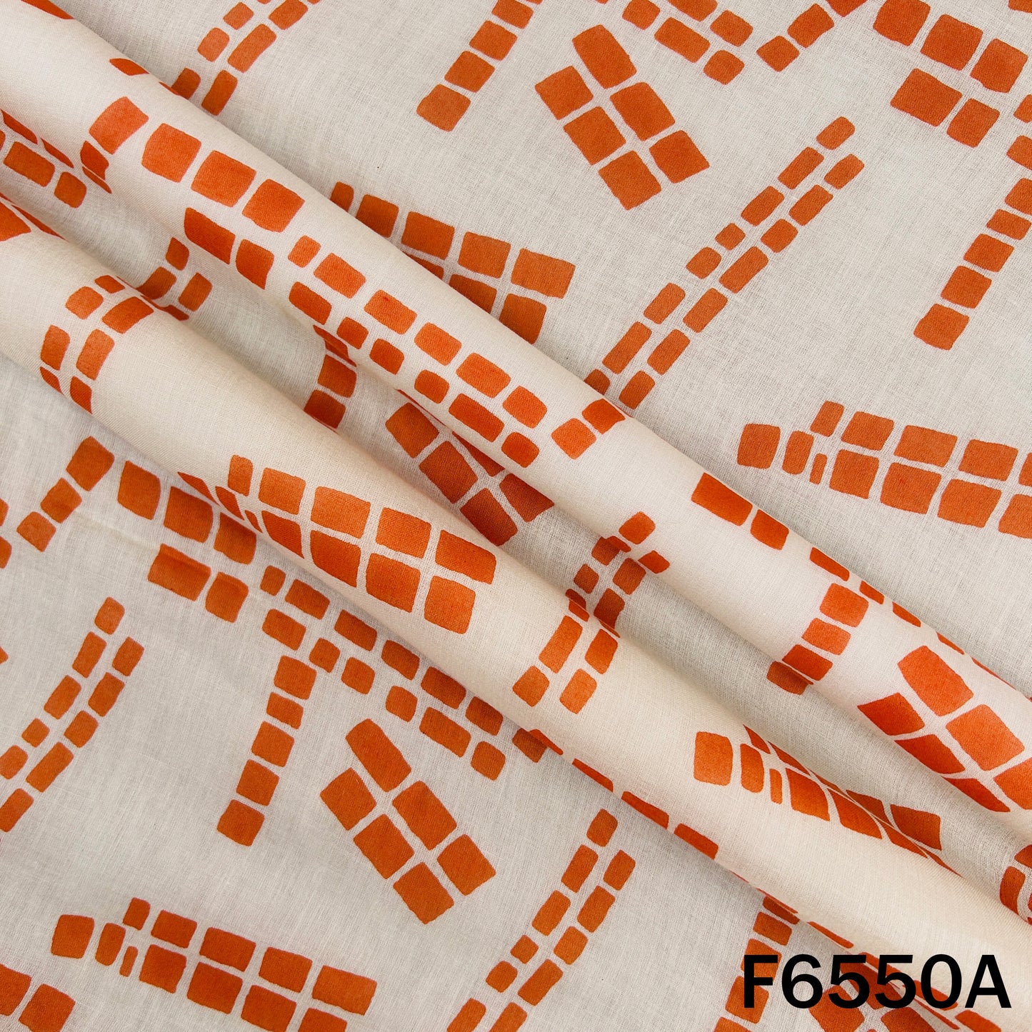 Printed Mul Cotton Fabric - F6550