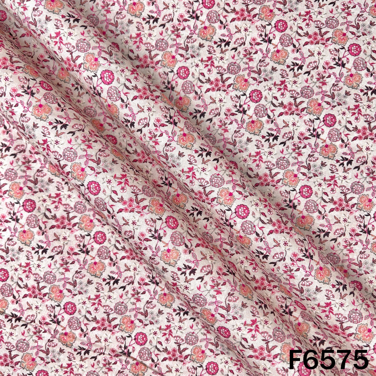 Digital Print Cambric Cotton Fabric - F6575