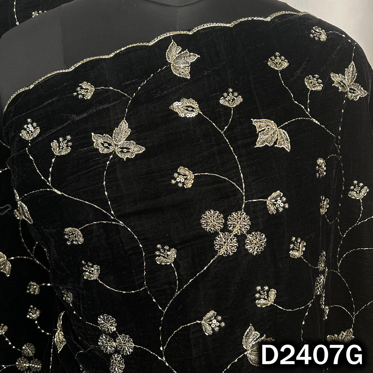 Black designer velvet dupatta with intricate thread jaal