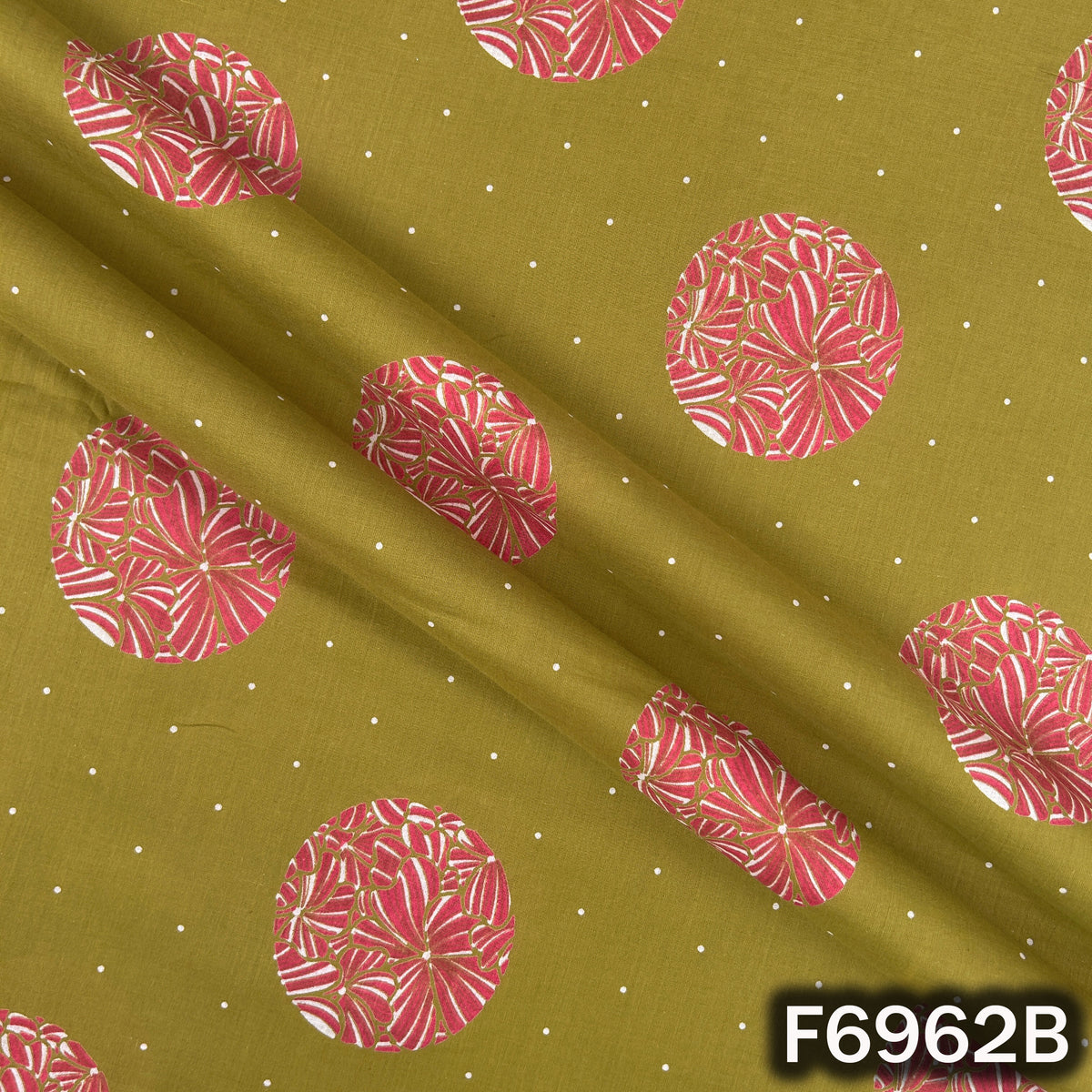 Detailed F6962B surface highlighting fresh green tone, decorative round motifs and breathable fabric feel