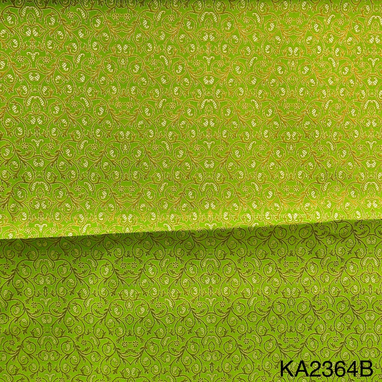 Banarasi Brocade Fabric-KA2364