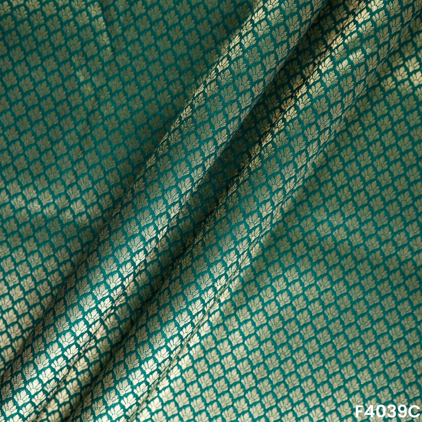 Brocade fabric- F4039