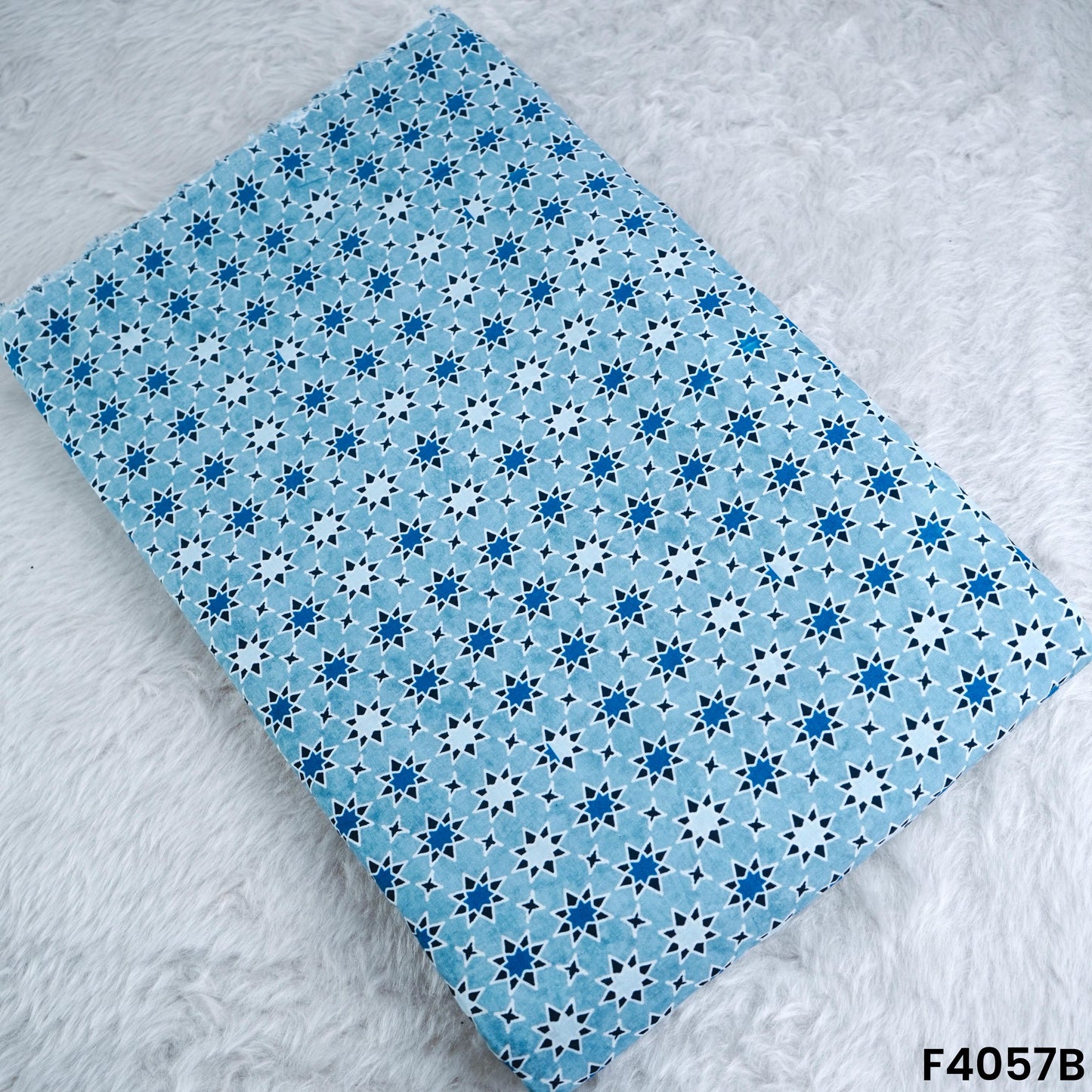 Digital Printed Cambric Cotton Fabric- F4057