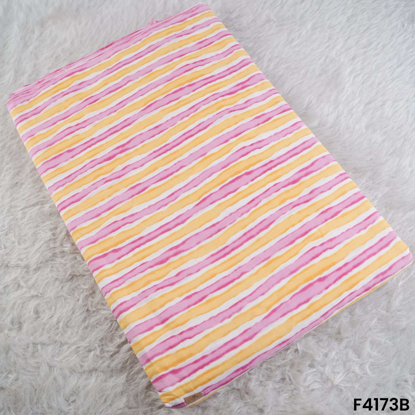 Printed Cambric Cotton Fabric- F4173