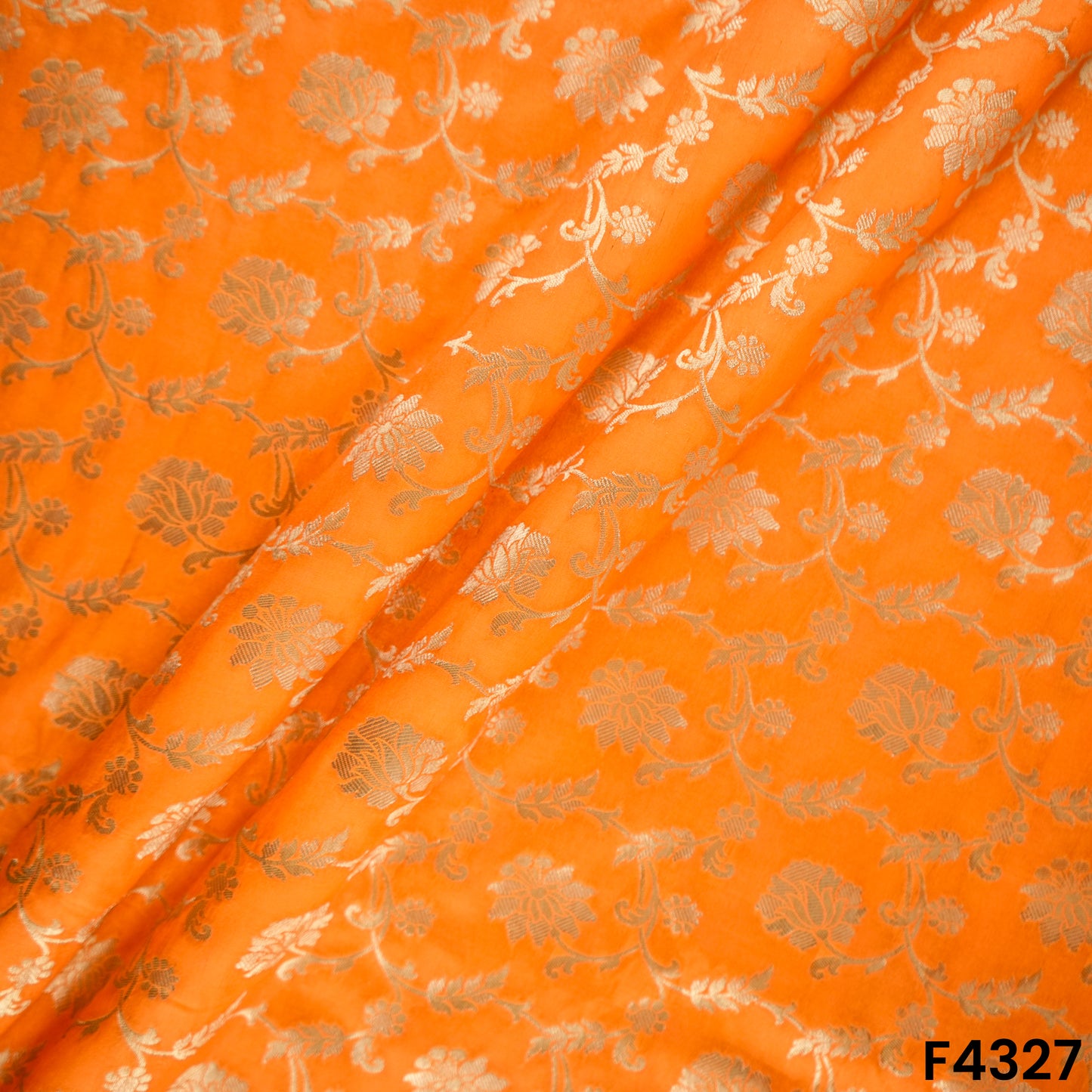 Banarasi Brocade Fabric - F4327