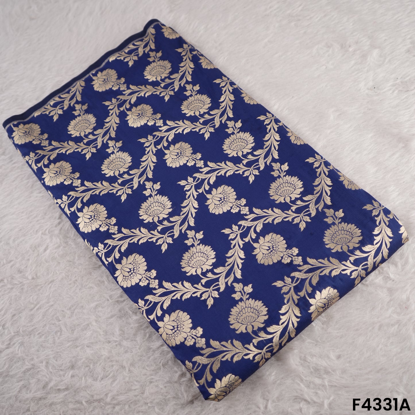 Banarasi Brocade Fabric-F4331