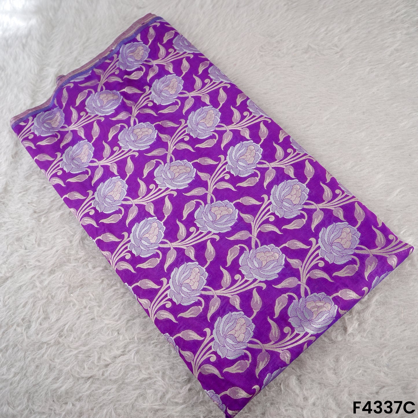 Brocade Fabric-F4337