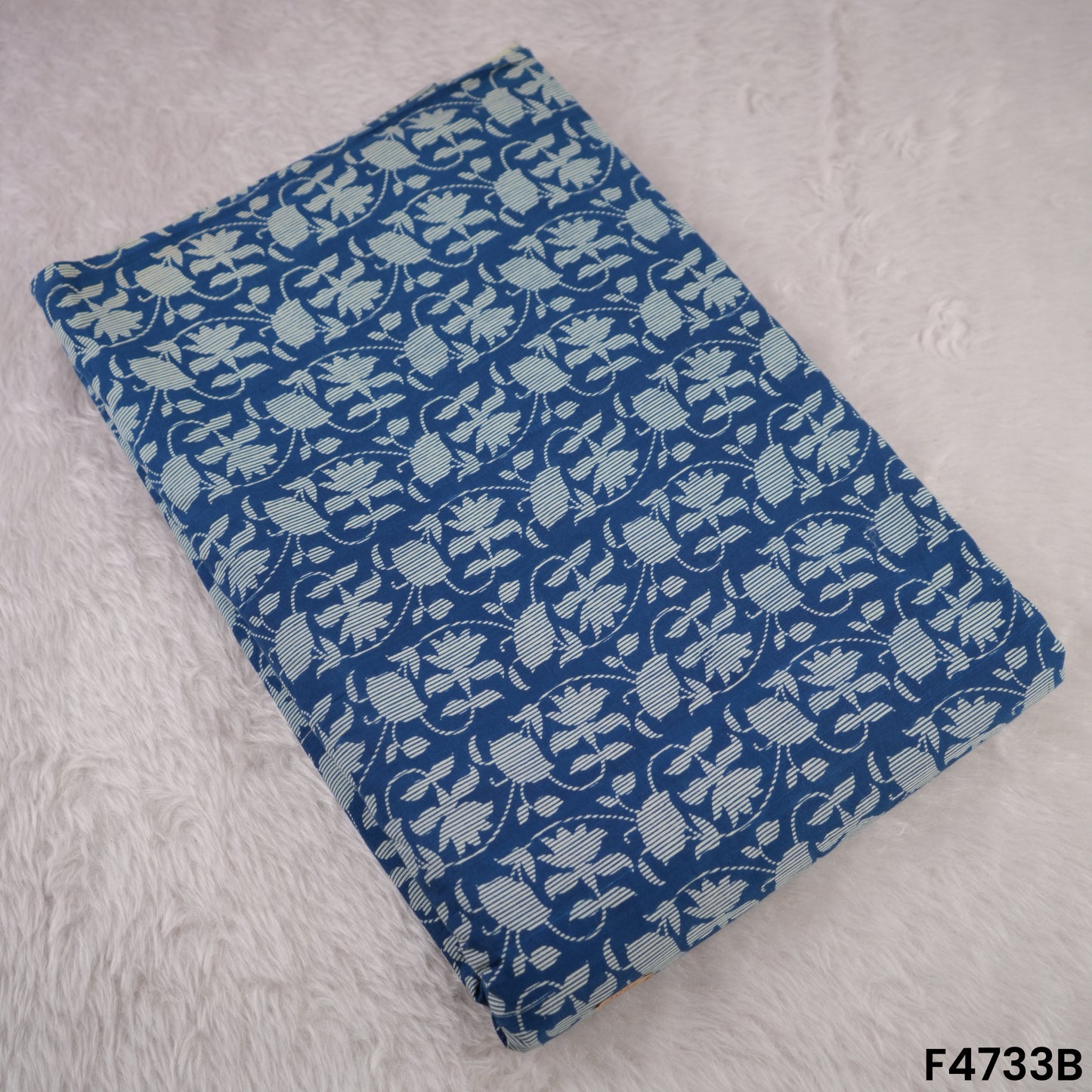 Printed Cambric Cotton Fabric- F4733