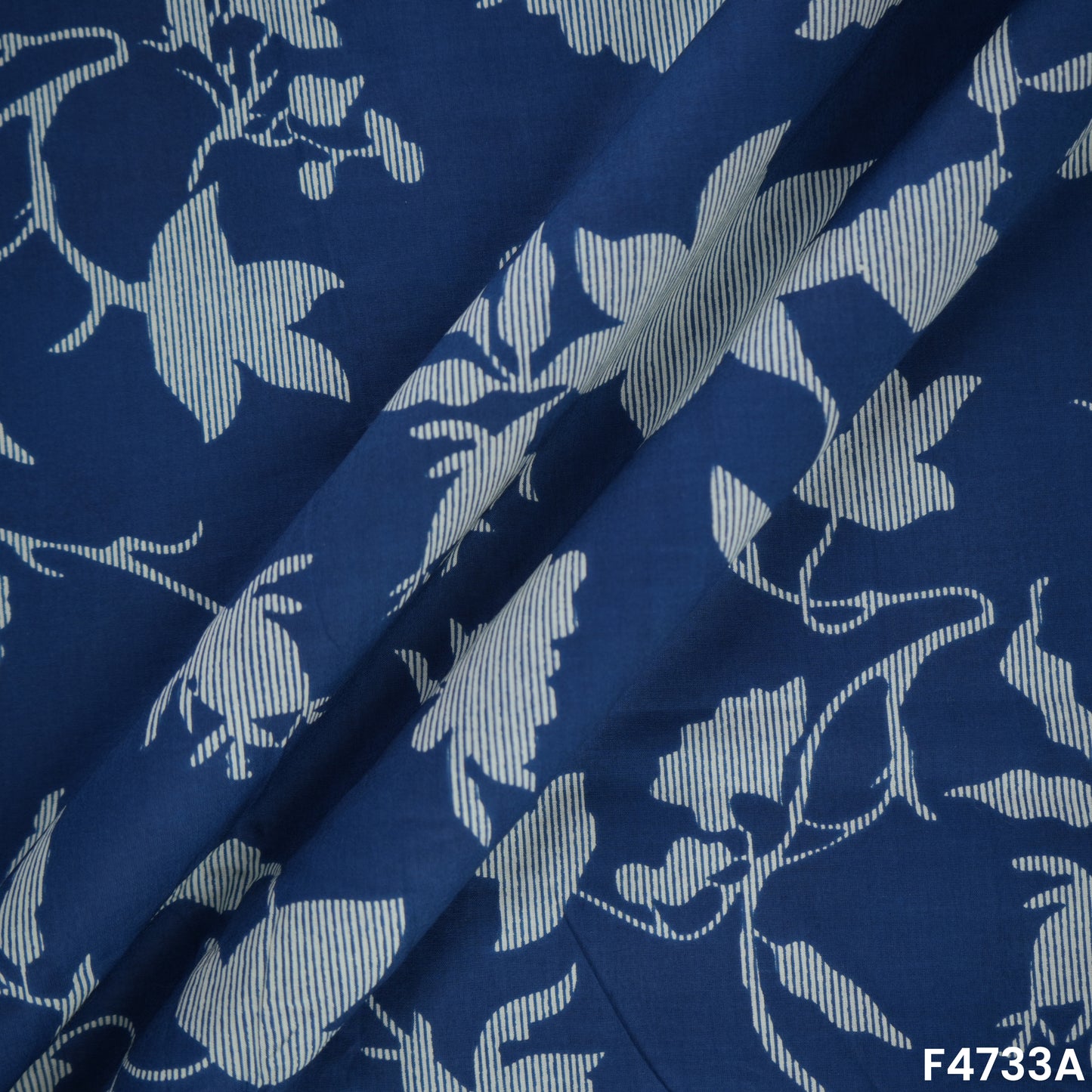 Printed Cambric Cotton Fabric- F4733