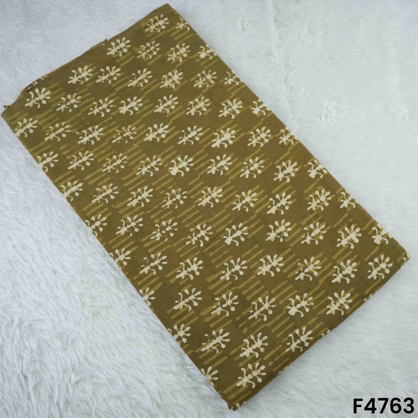 Printed Cambric Cotton Fabric- F4763