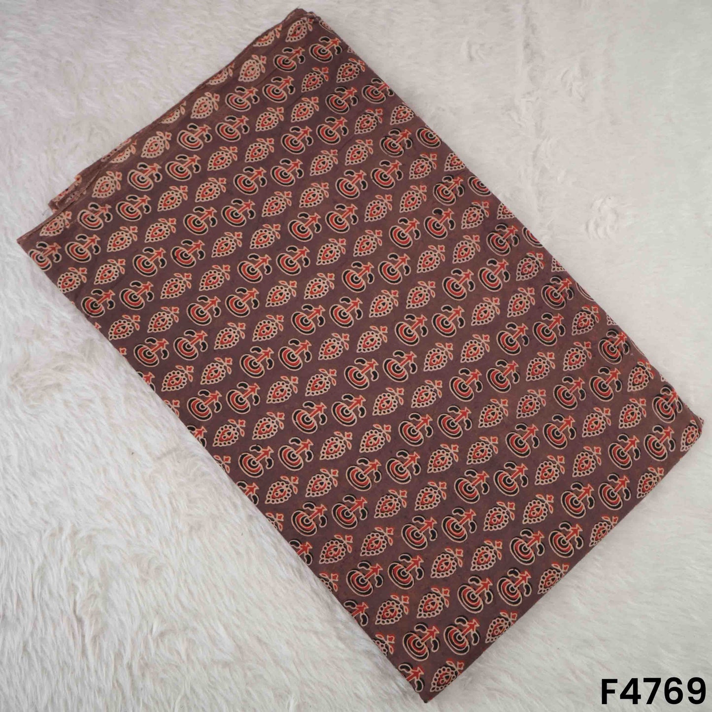 Printed Cambric Cotton Fabric- F4769