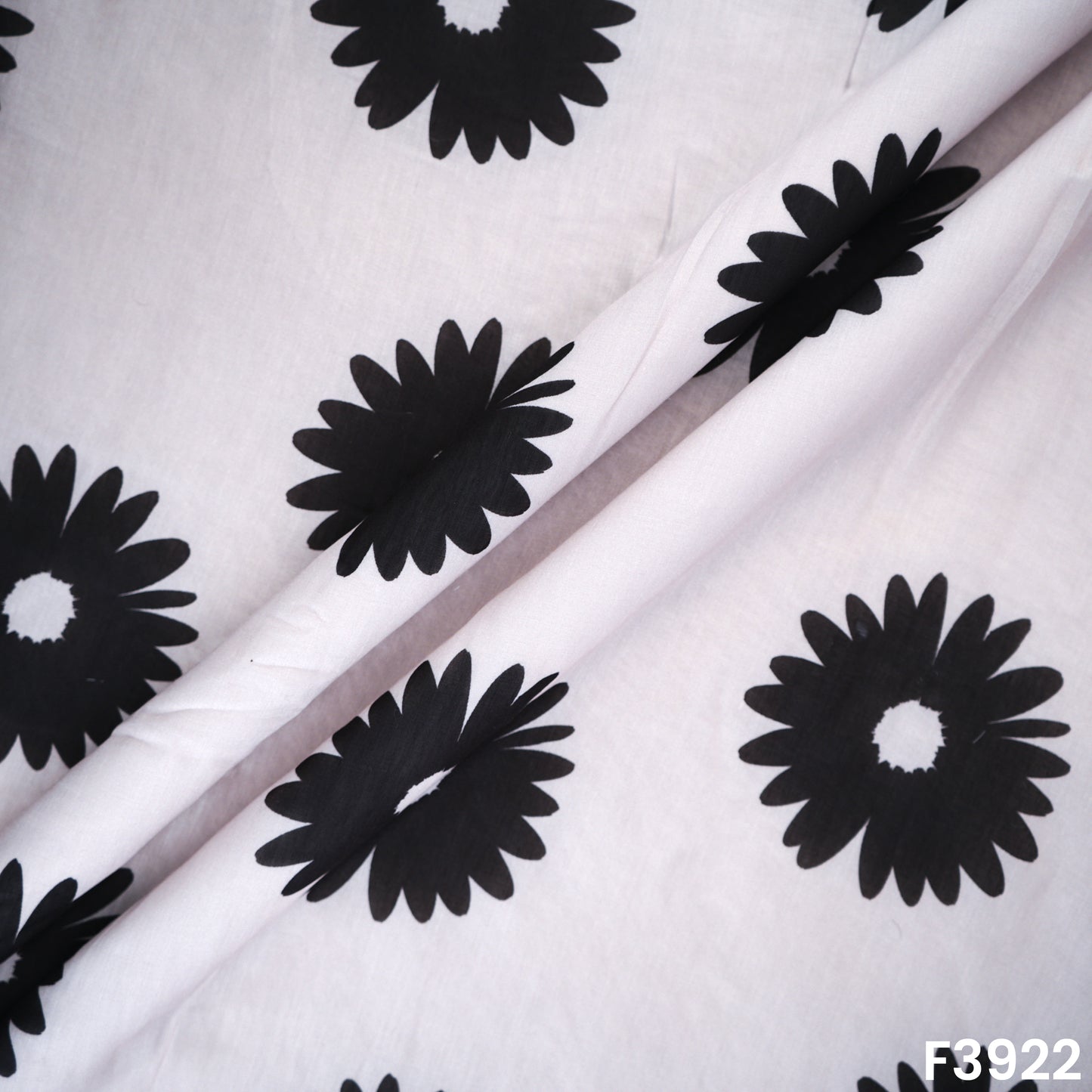 Floral Printed Mul Cotton Fabric- F3922