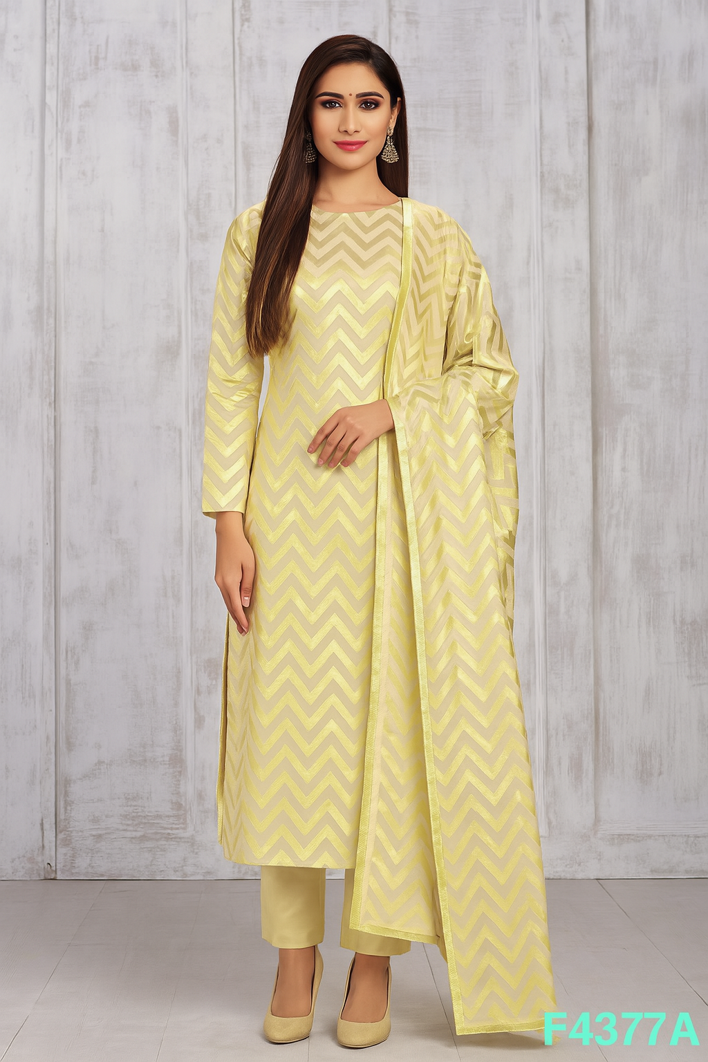 Banarasi Brocade Fabric-F4377