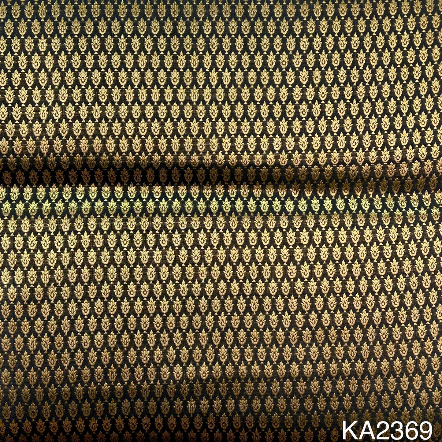 Banarasi Brocade Fabric-KA2369