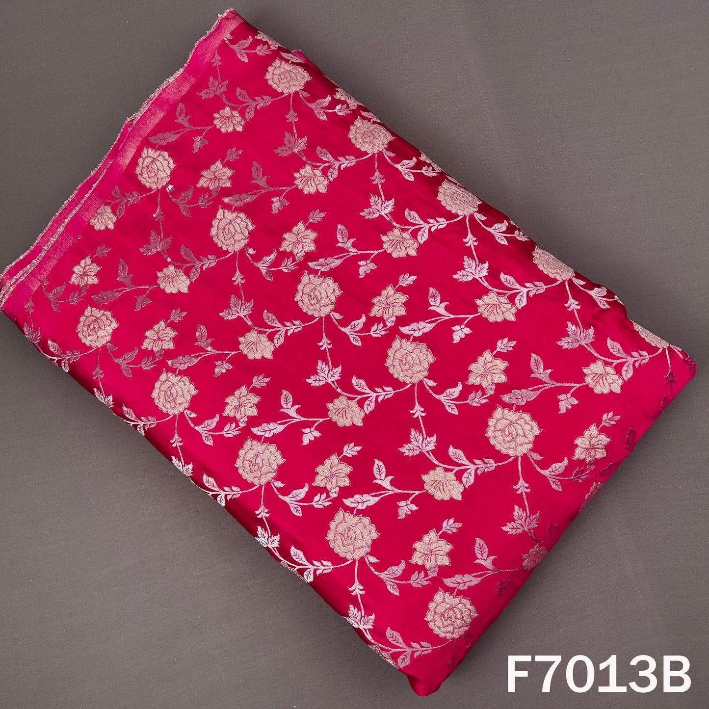 Zari Work Banarasi Silk Fabric - F7013