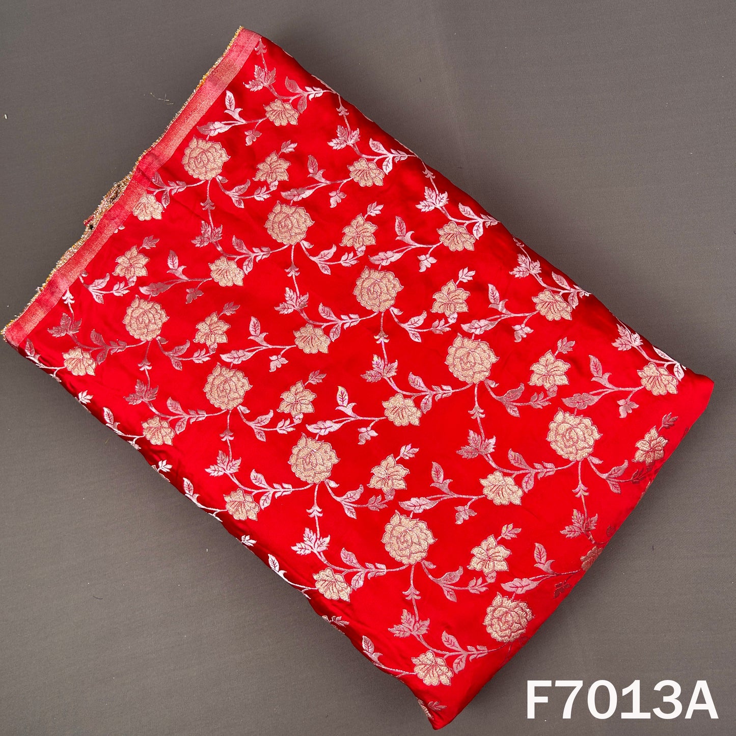Zari Work Banarasi Silk Fabric - F7013