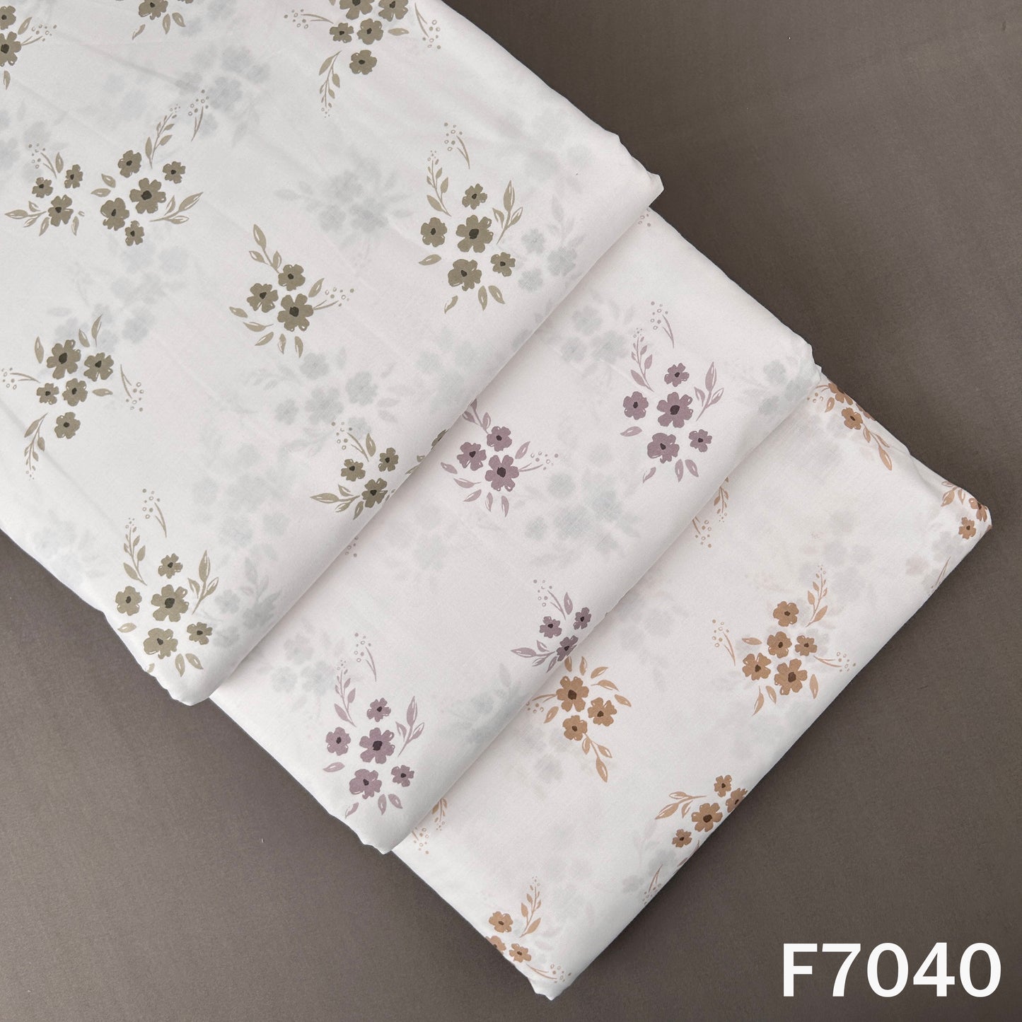 Printed Lizzy Bizzy Fabric - F7040