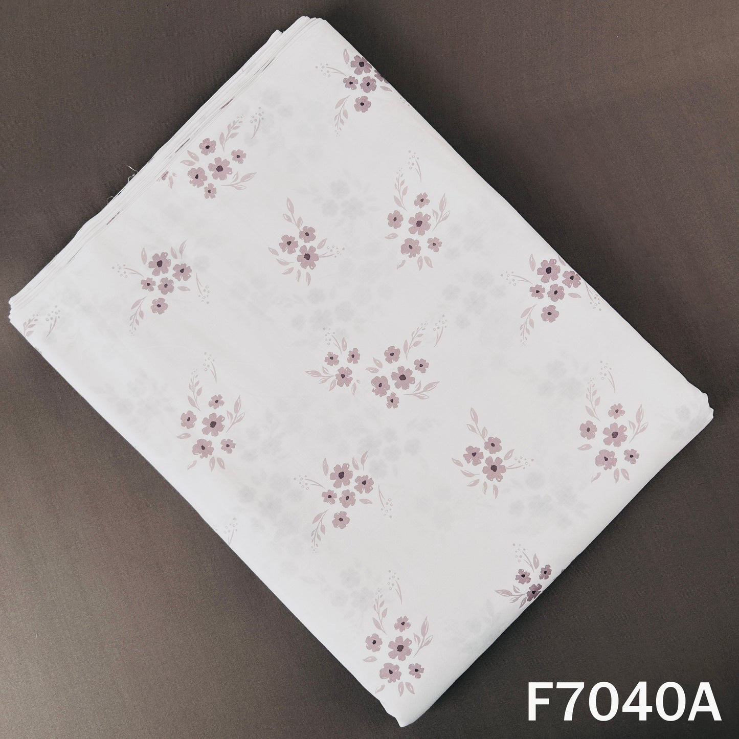 Printed Lizzy Bizzy Fabric - F7040