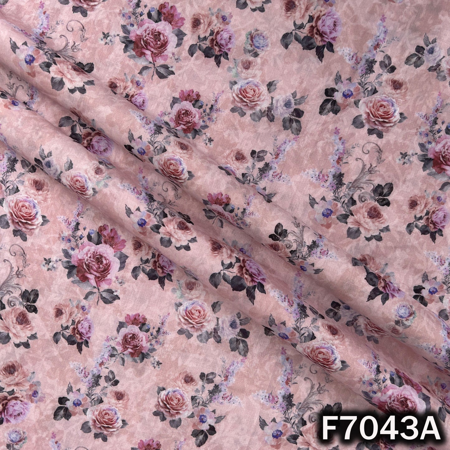 Printed Lizzy Bizzy Fabric - F7043