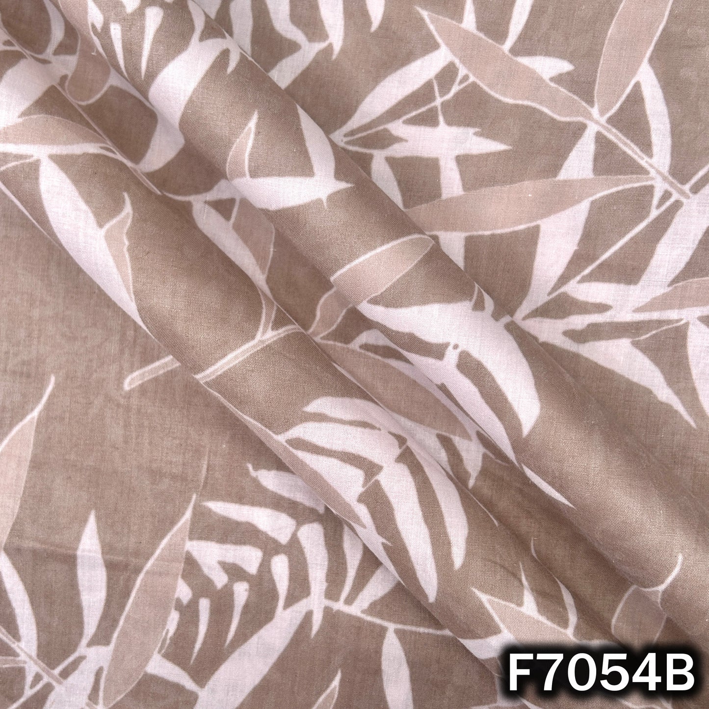 Printed Lizzy Bizzy Fabric - F7054