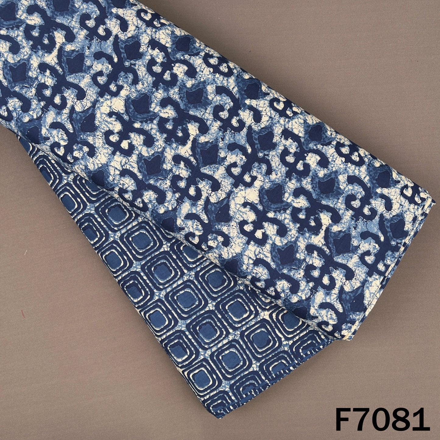 Indigo Print Cambric Cotton Fabric - F7081