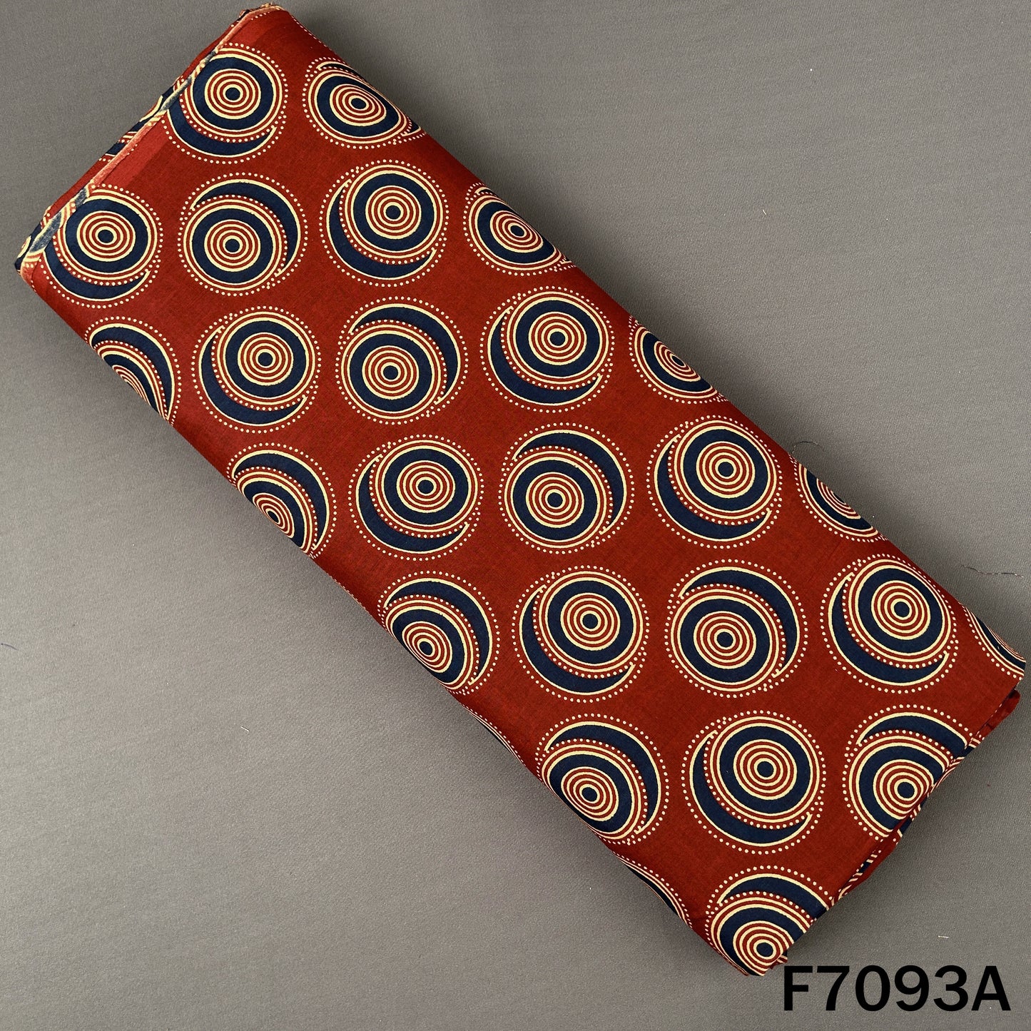 Printed Cambric Cotton Fabric - F7093