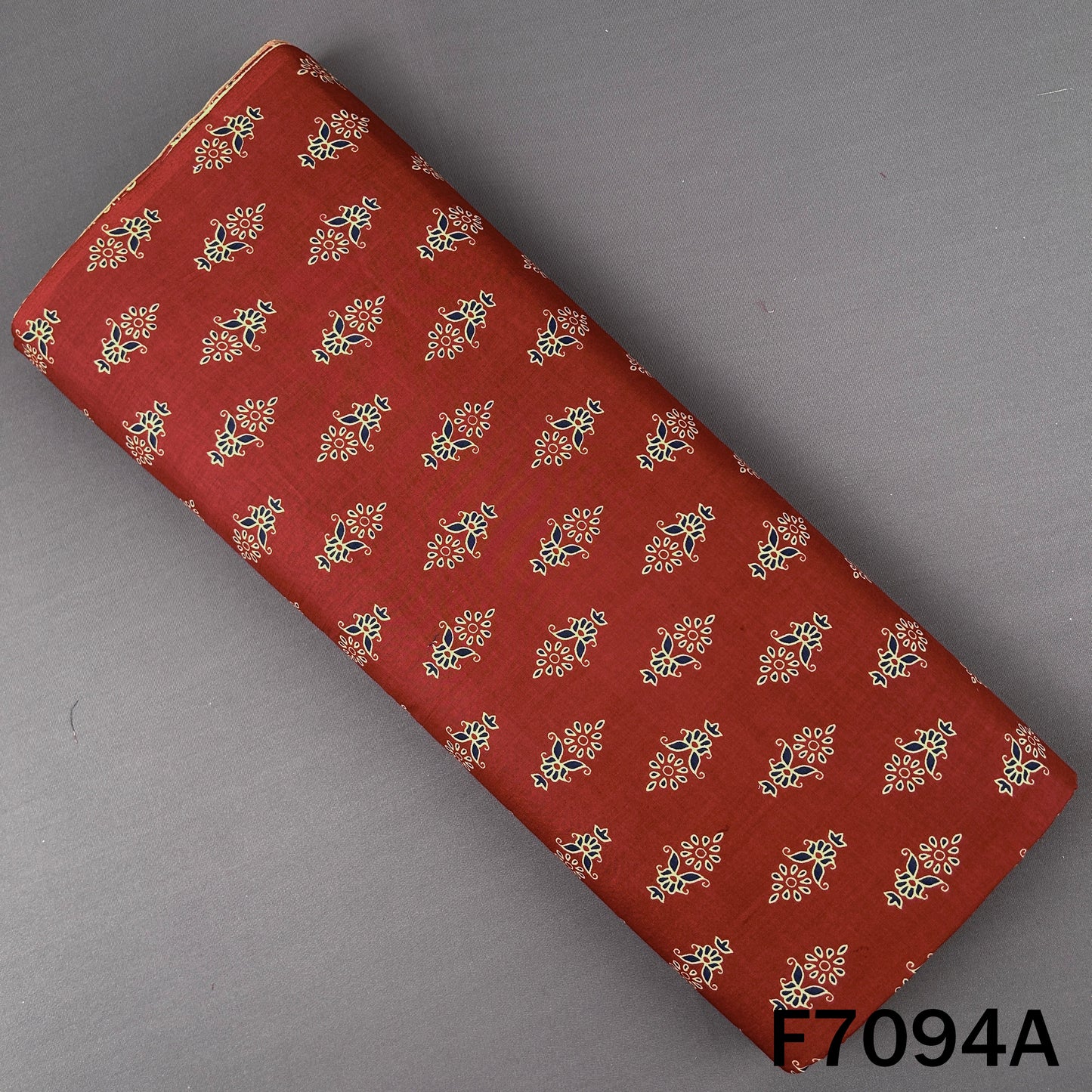 Printed Cambric Cotton Fabric - F7094