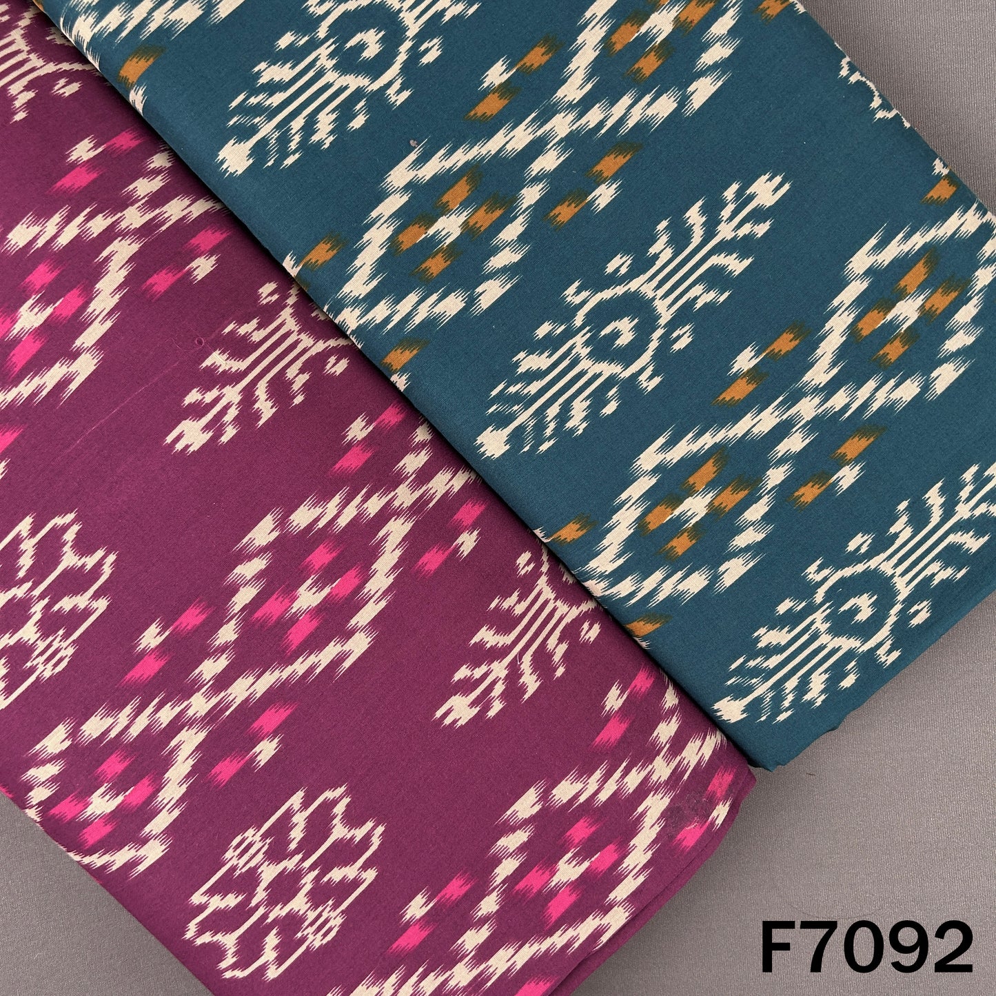 Printed Cambric Cotton Fabric - F7092