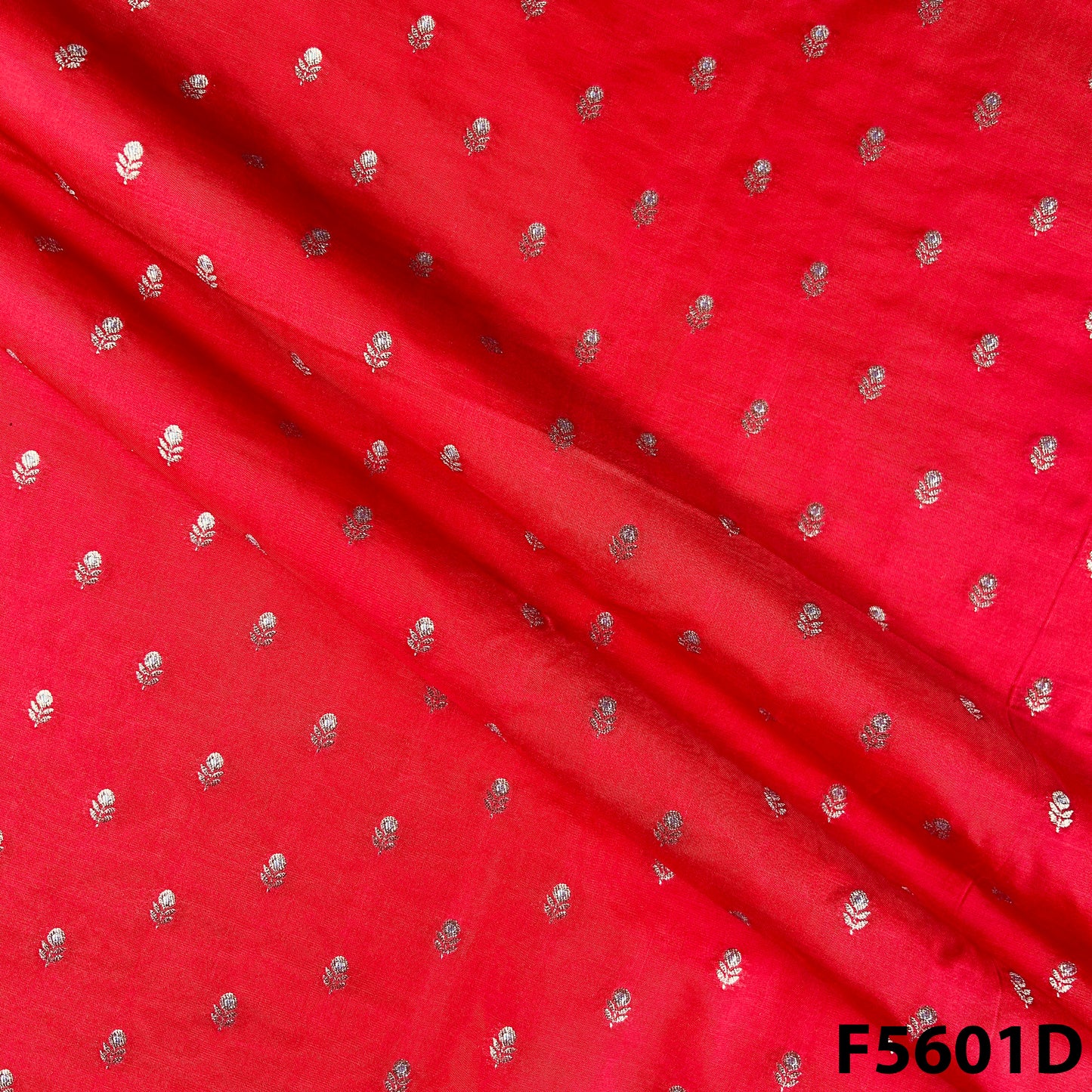 Zari Work Banarasi Brocade Fabric - F5601