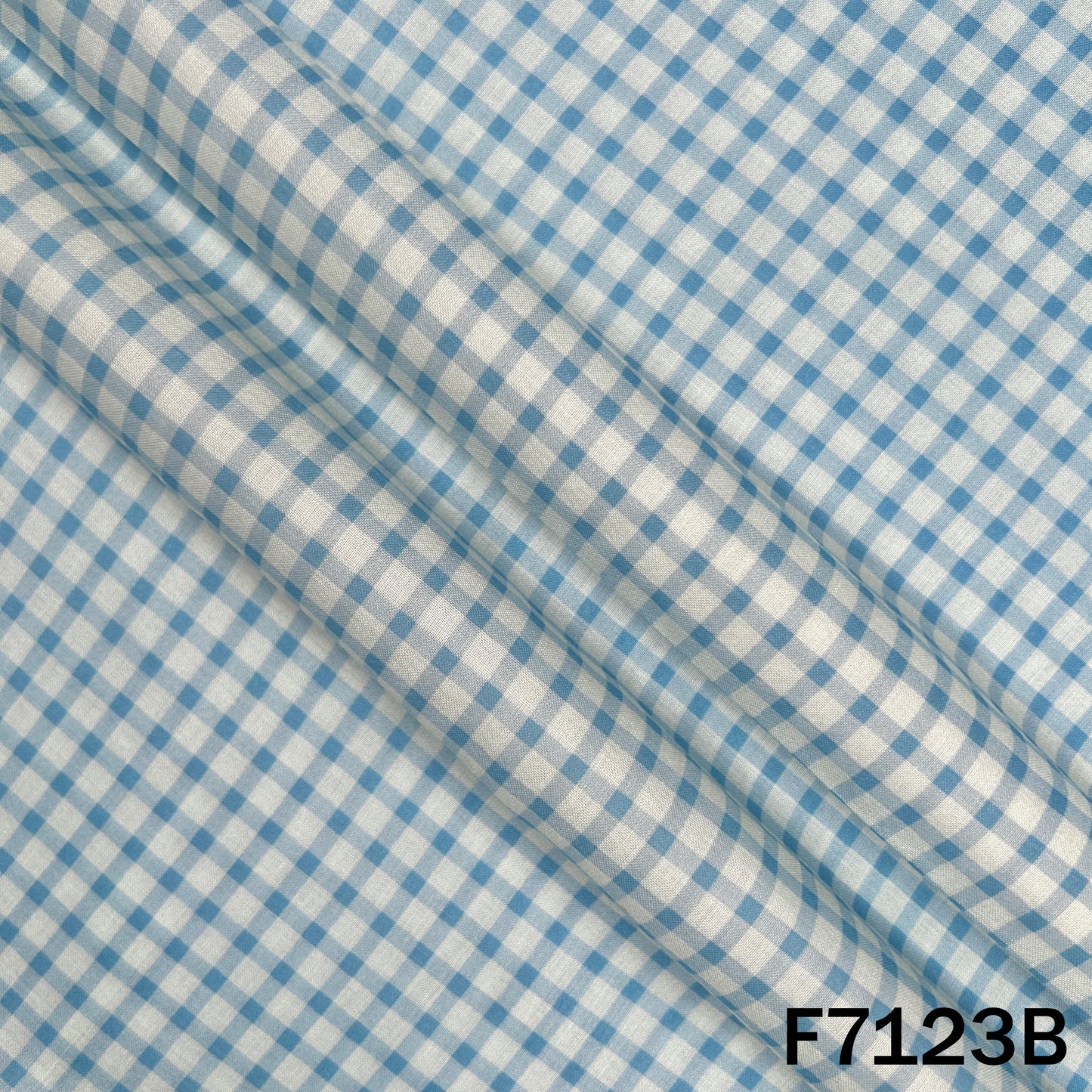 Check Print Cambric Cotton Fabric - F7123