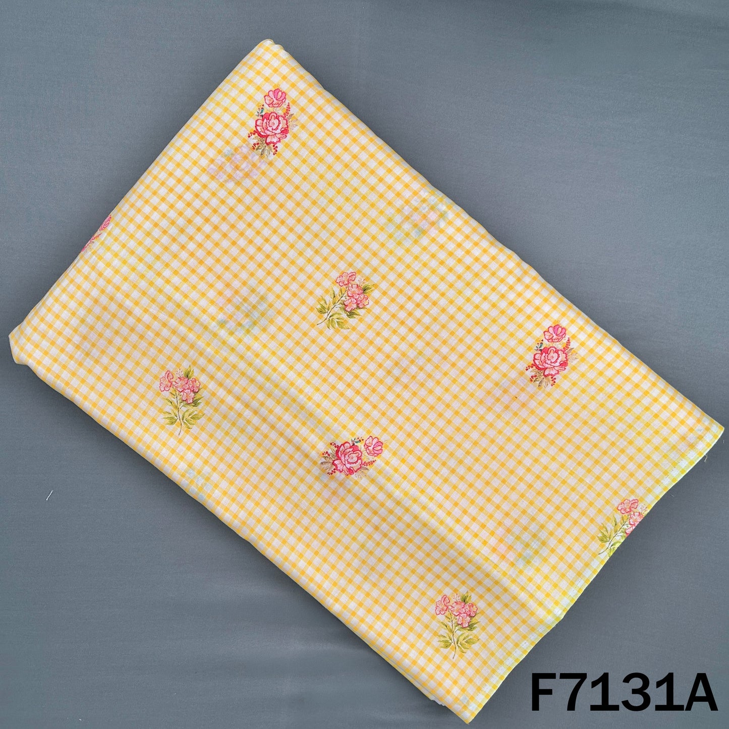 Check Print Cambric Cotton Fabric - F7131