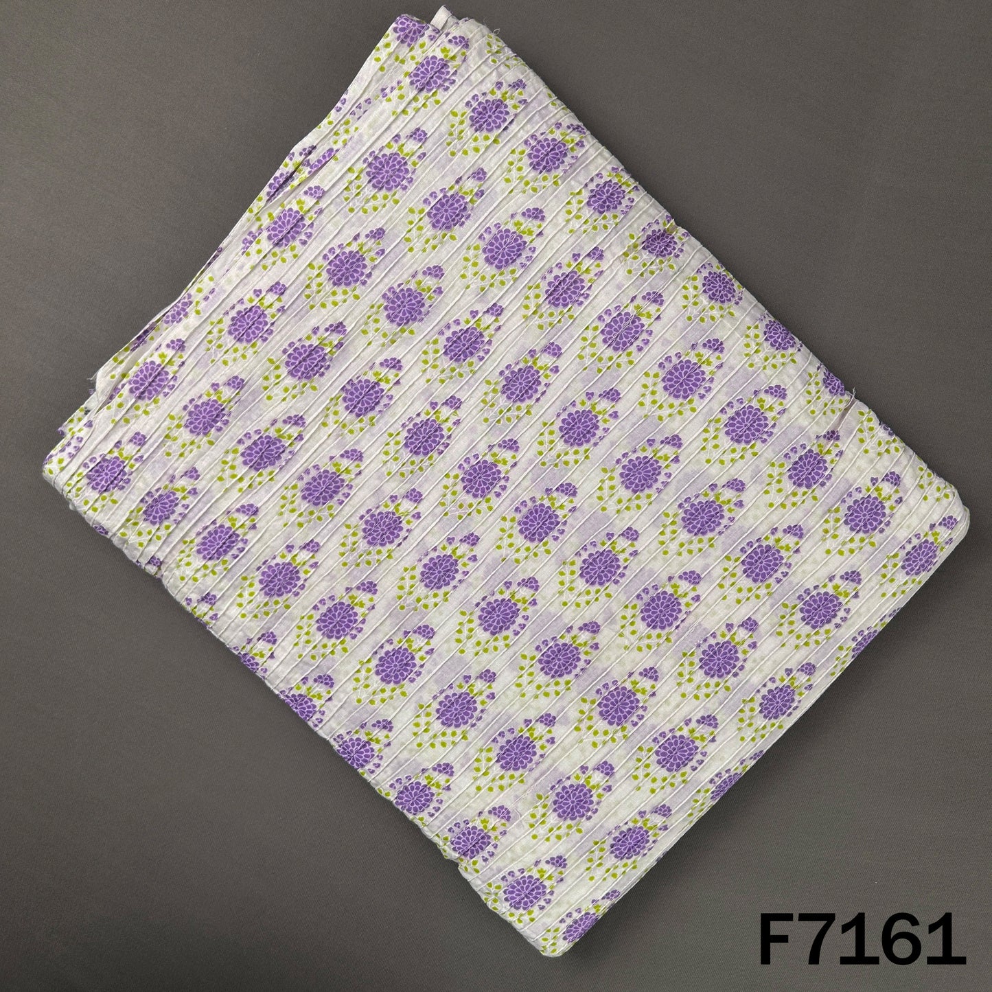 Printed Pintex Cotton Fabric - F7161