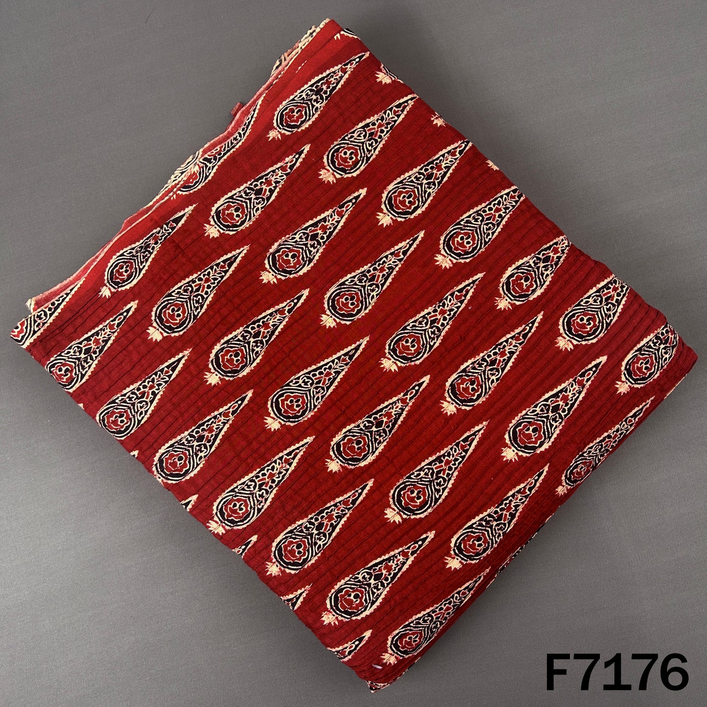 Printed Pintex Cotton Fabric - F7176