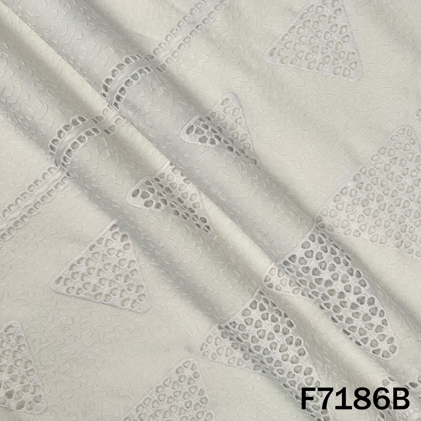 Hakoba Rayon Fabric - F7186