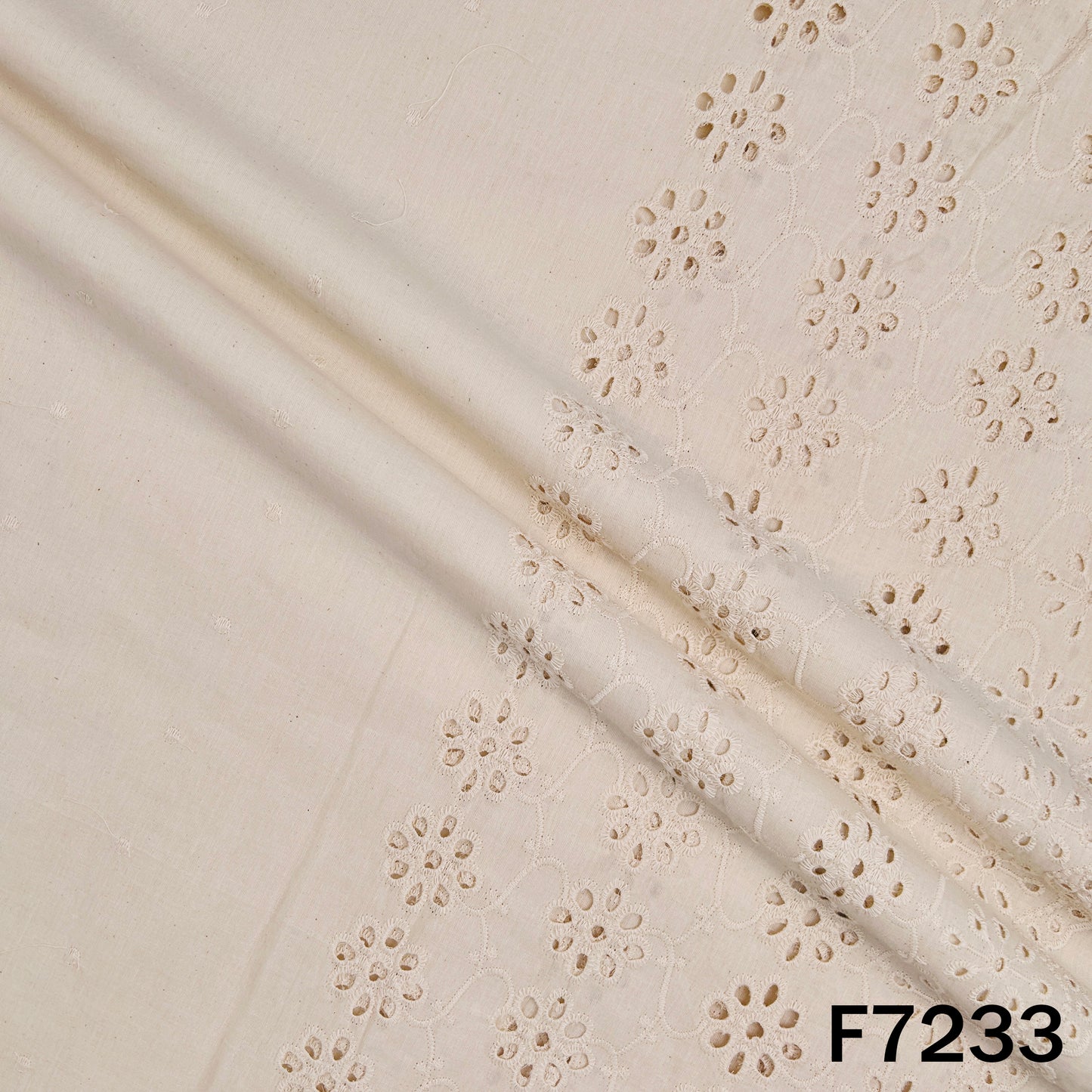 Dyeable Hakoba Kora Cotton Fabric - F7233
