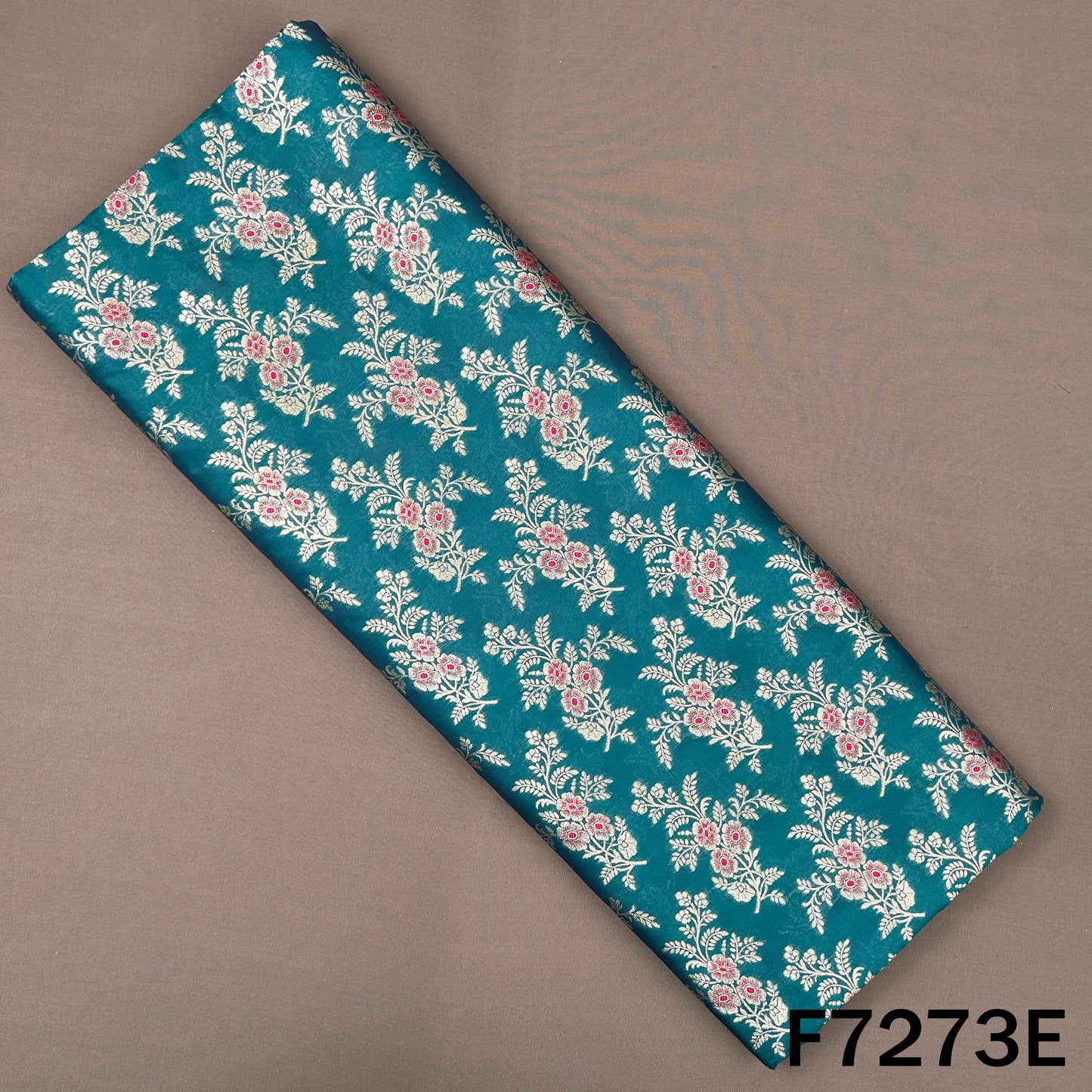 Banarasi Brocade Fabric - F7273