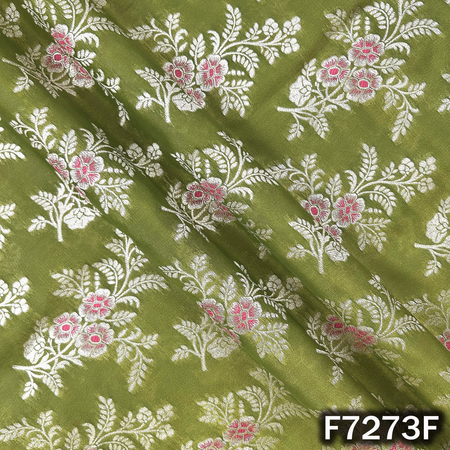 Banarasi Brocade Fabric - F7273