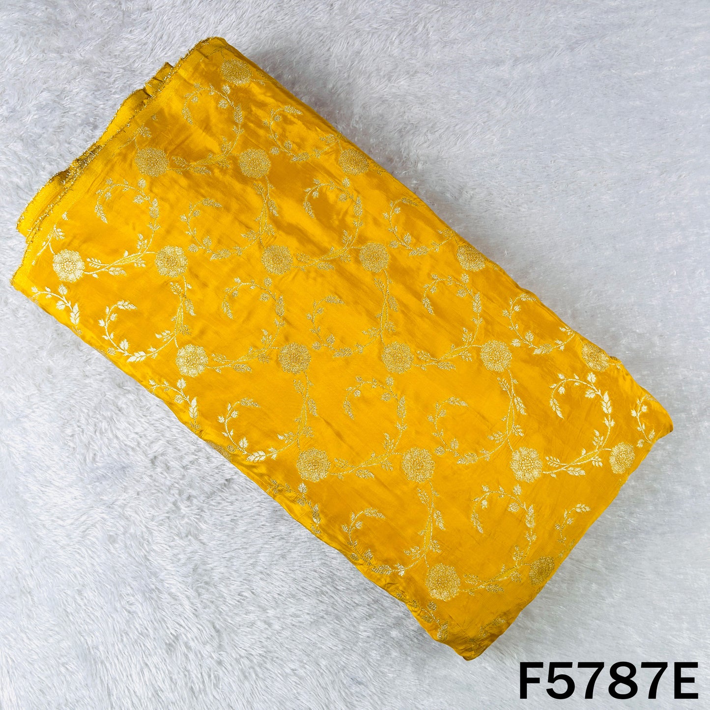 Zari Work Banarasi Silk Fabric - F5787