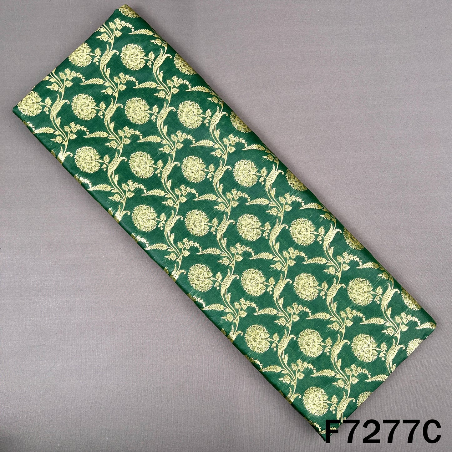 Banarasi Brocade Fabric - F7277