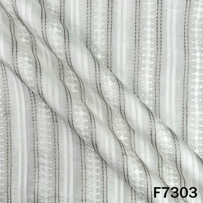 Dayeable Thread Zari Work Dola Silk Fabric - F7303