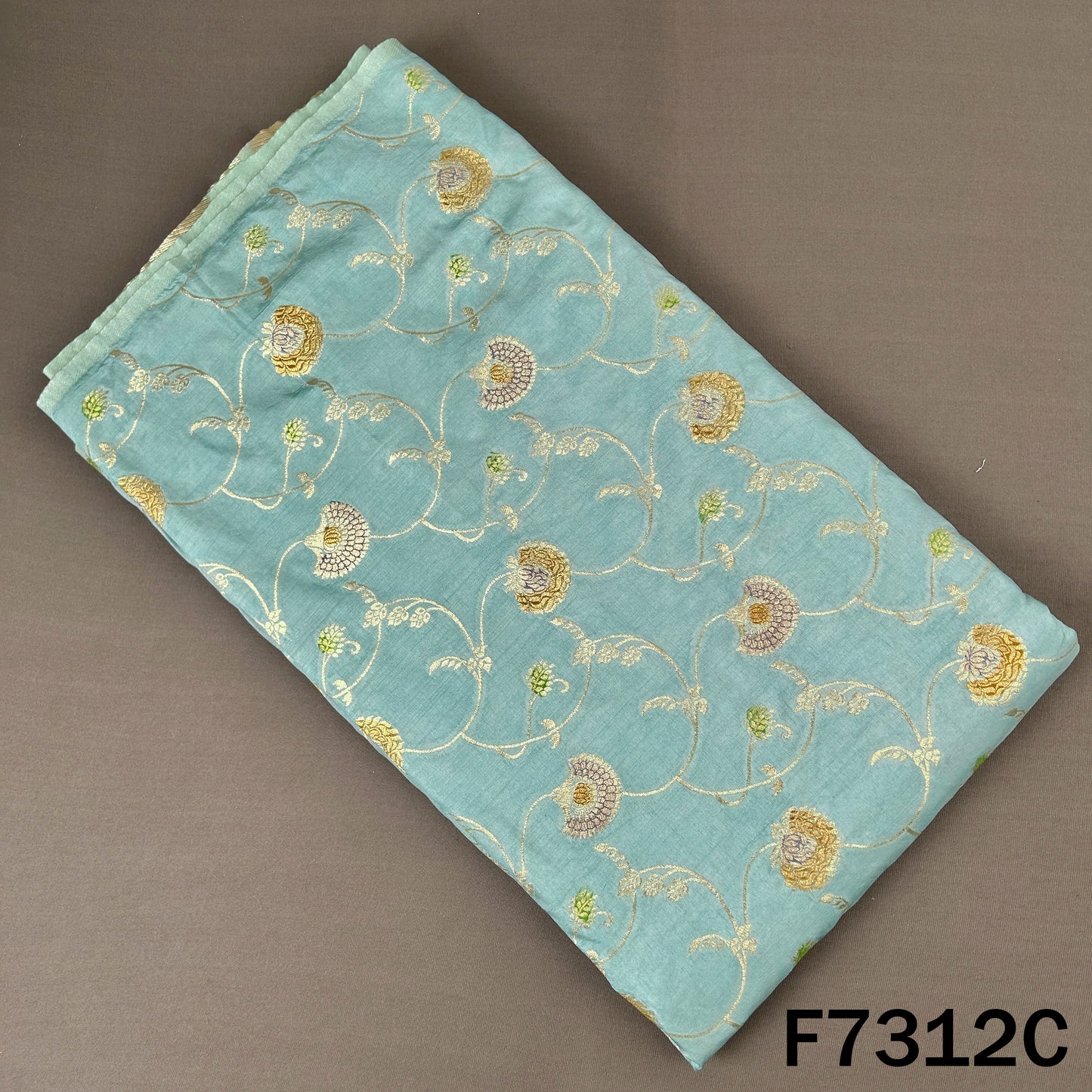 Banarasi Brocade Fabric - F7312