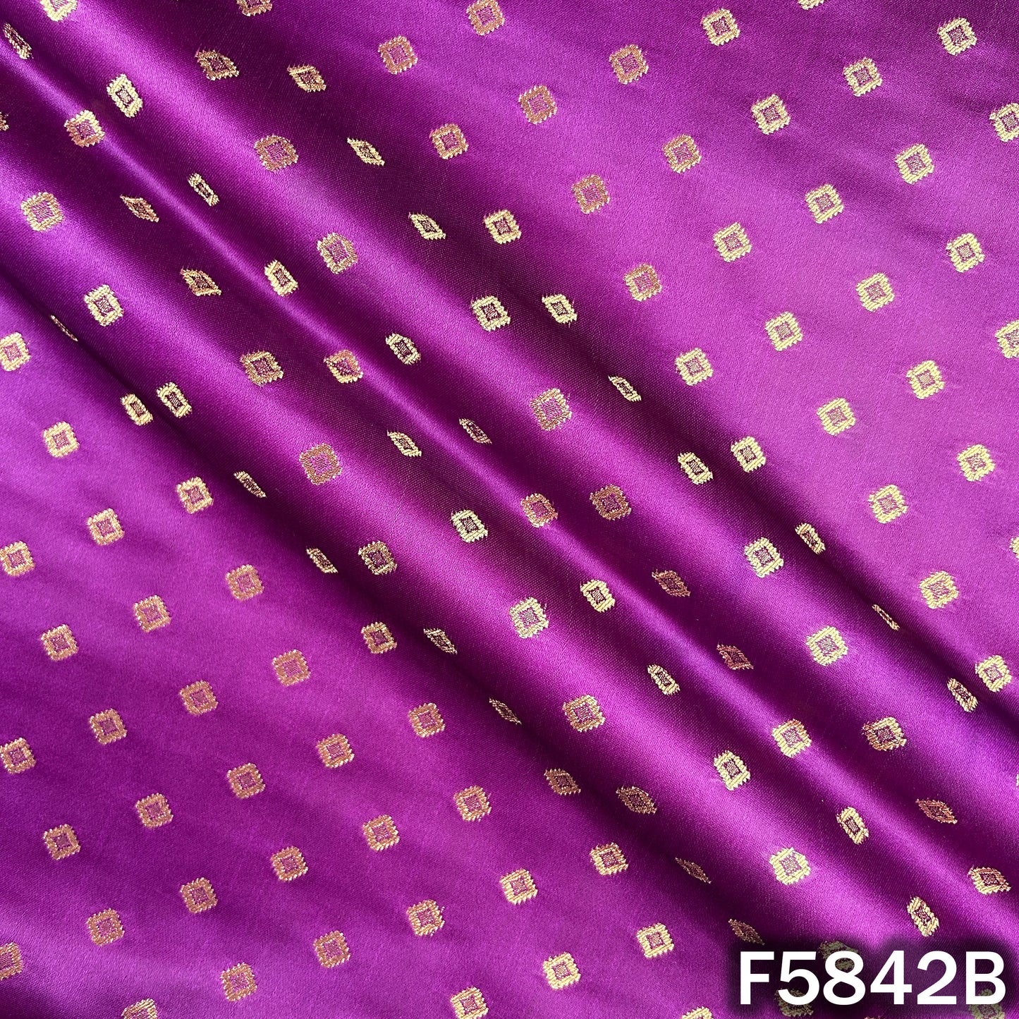 Zari Buti Work Banarasi Brocade Fabric - F5842