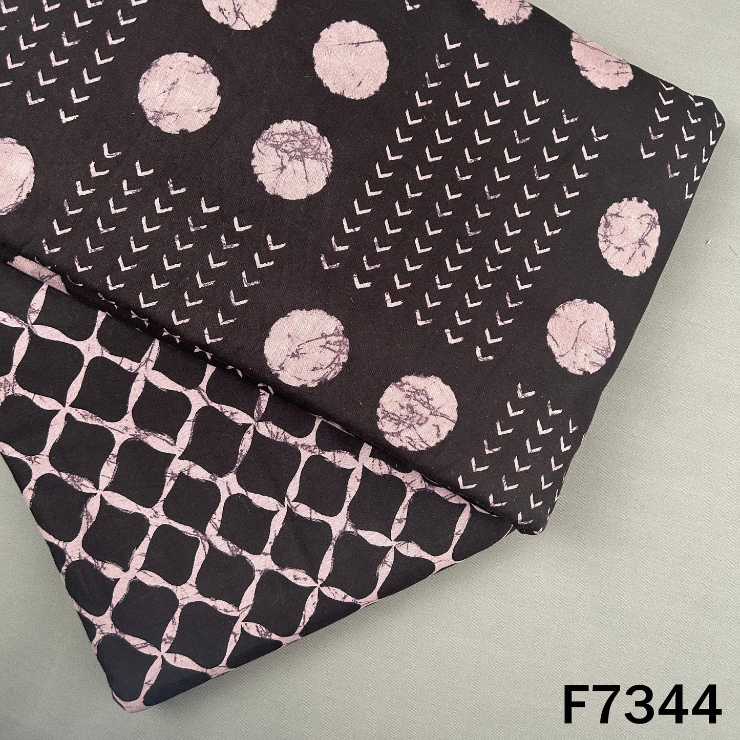 Printed Flex Cotton Fabric - F7344