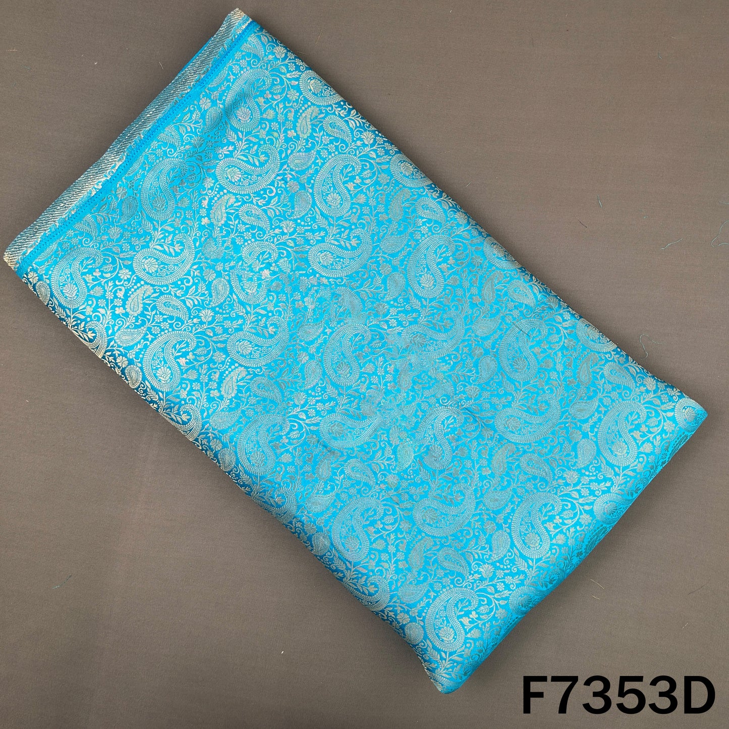 Zari Work Banarasi Silk Fabric - F7353