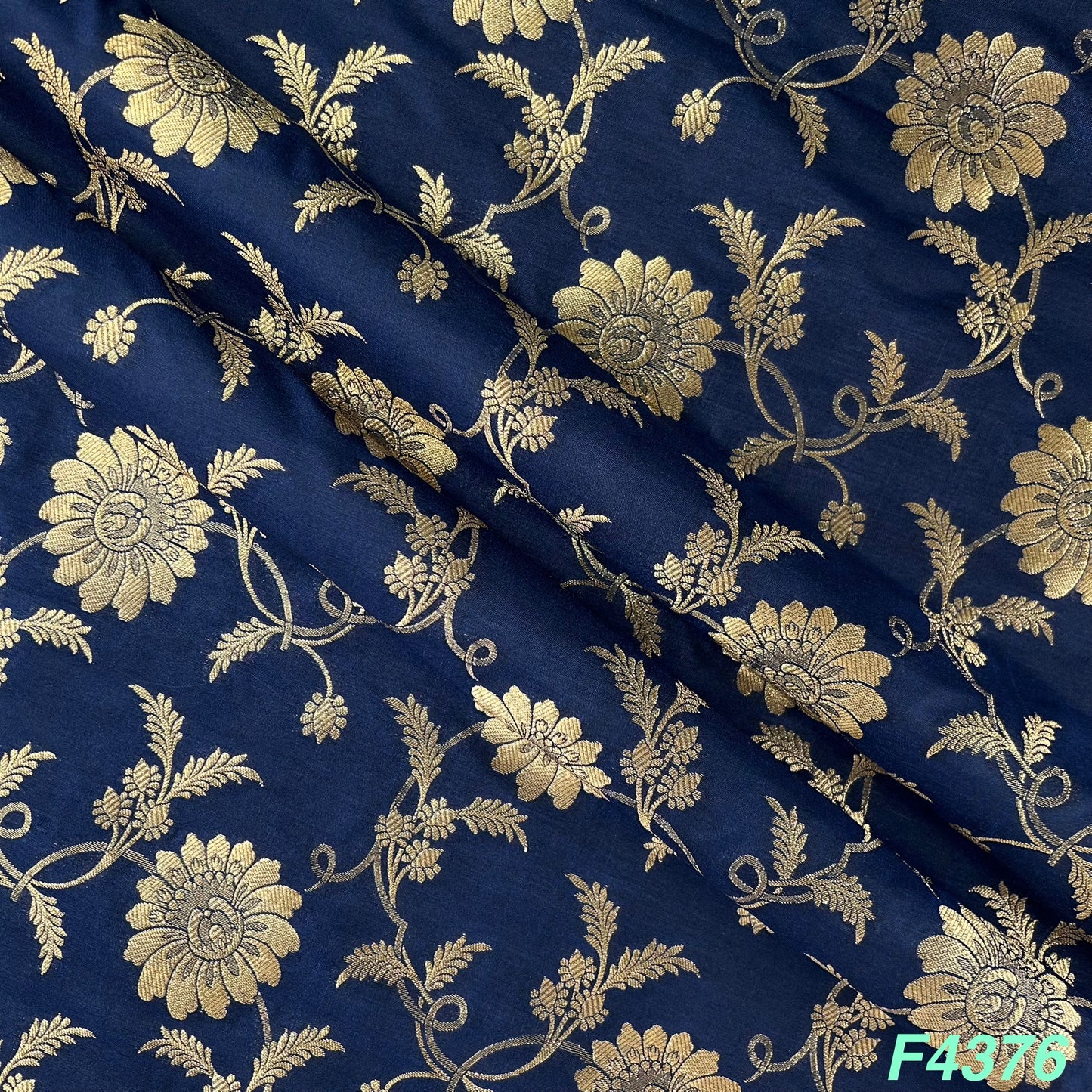 Banarasi Brocade Fabric-F4376