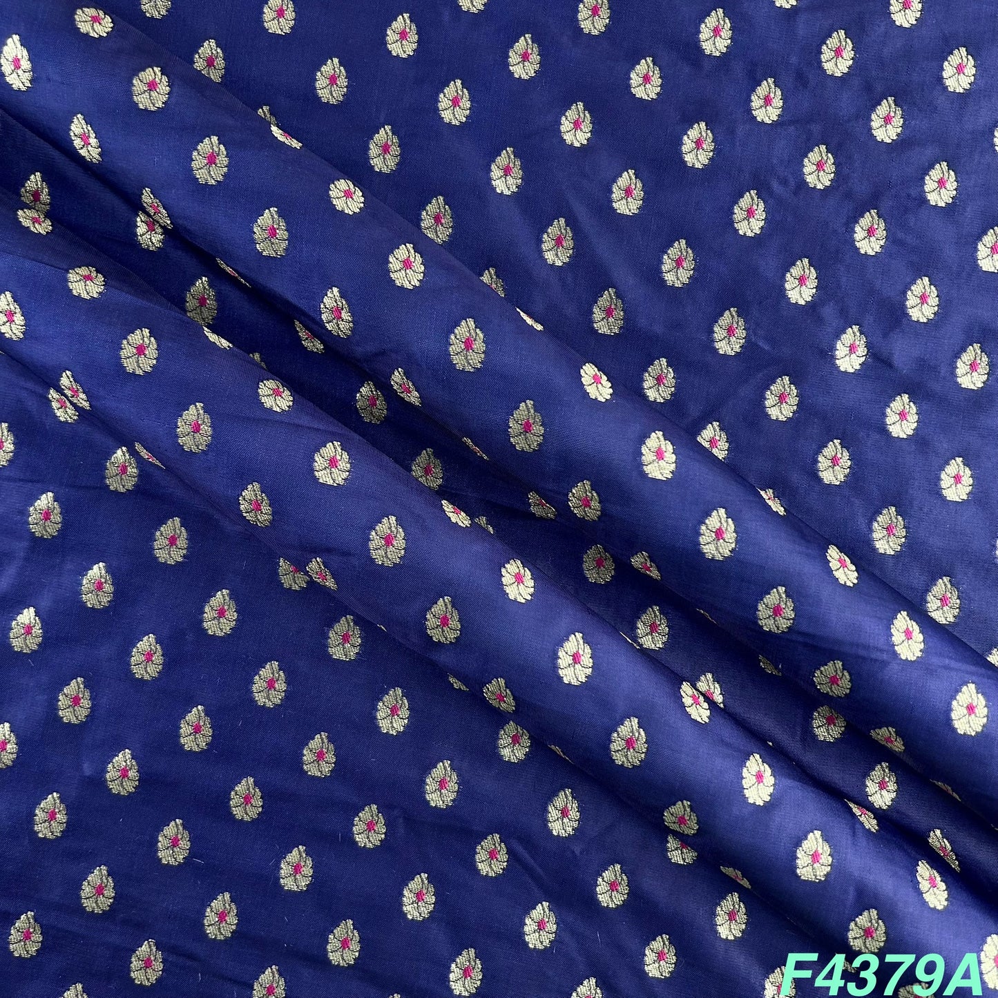 Banarasi Brocade Fabric-F4378