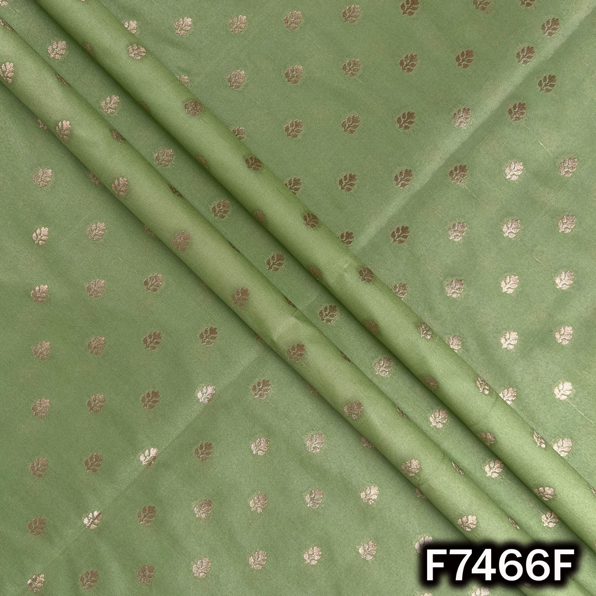 Banarasi Brocade Fabric - F7466